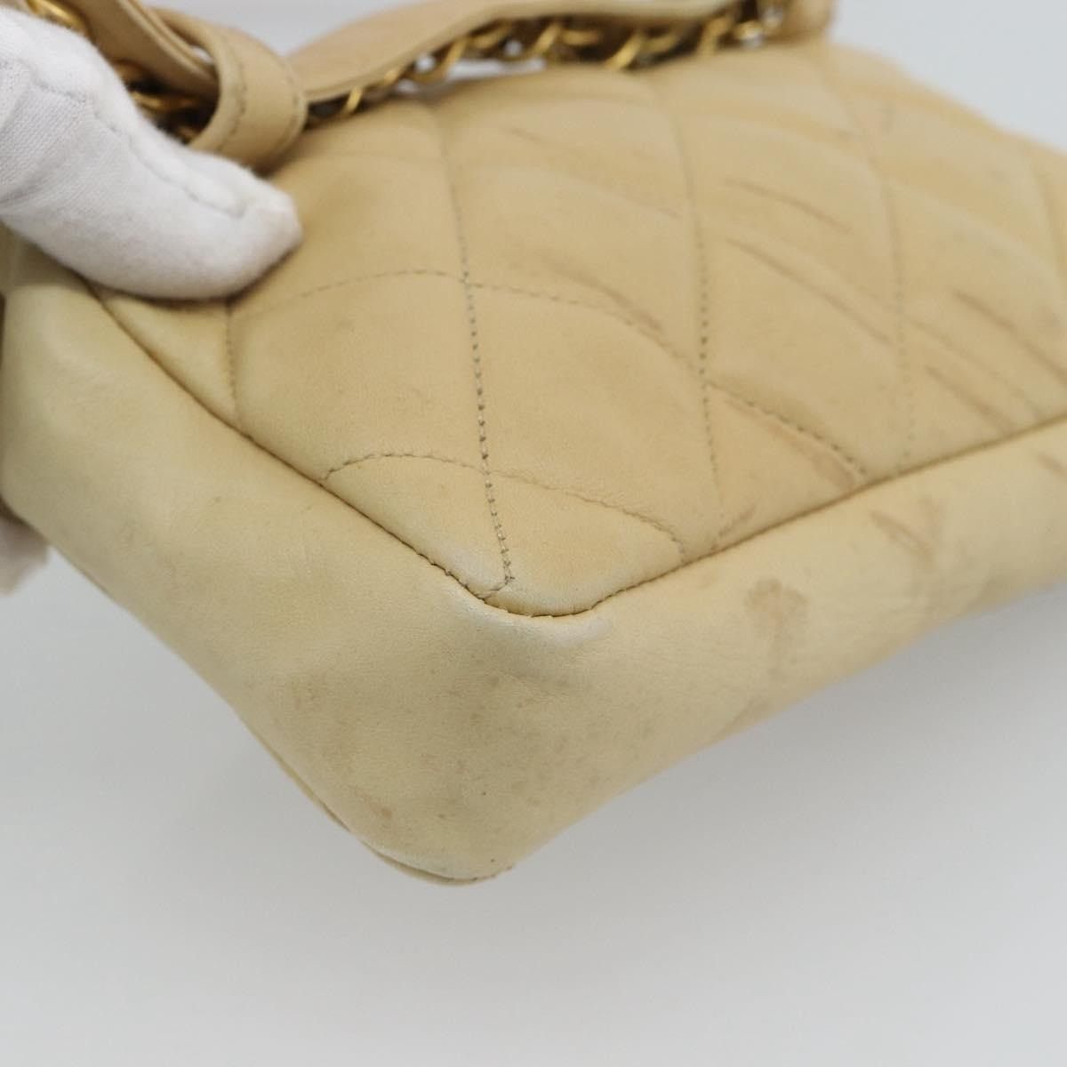 Chanel Chanel Matelasse Lambskin Leather Waist Bag Beige Size ONE SIZE - 3 Thumbnail