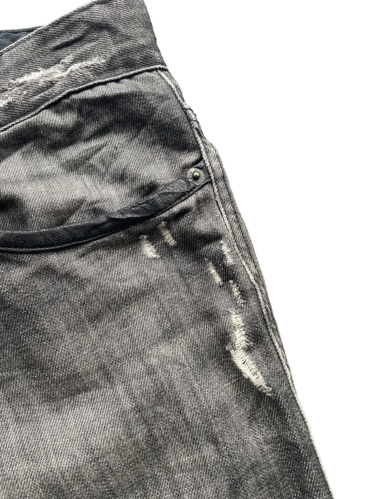 Dolce & Gabbana × If Six Was Nine × Le Grande Bleu (L.G.B.) Vintage Dolce & Gabbana Distresed Denim Size US 33 - 8 Thumbnail