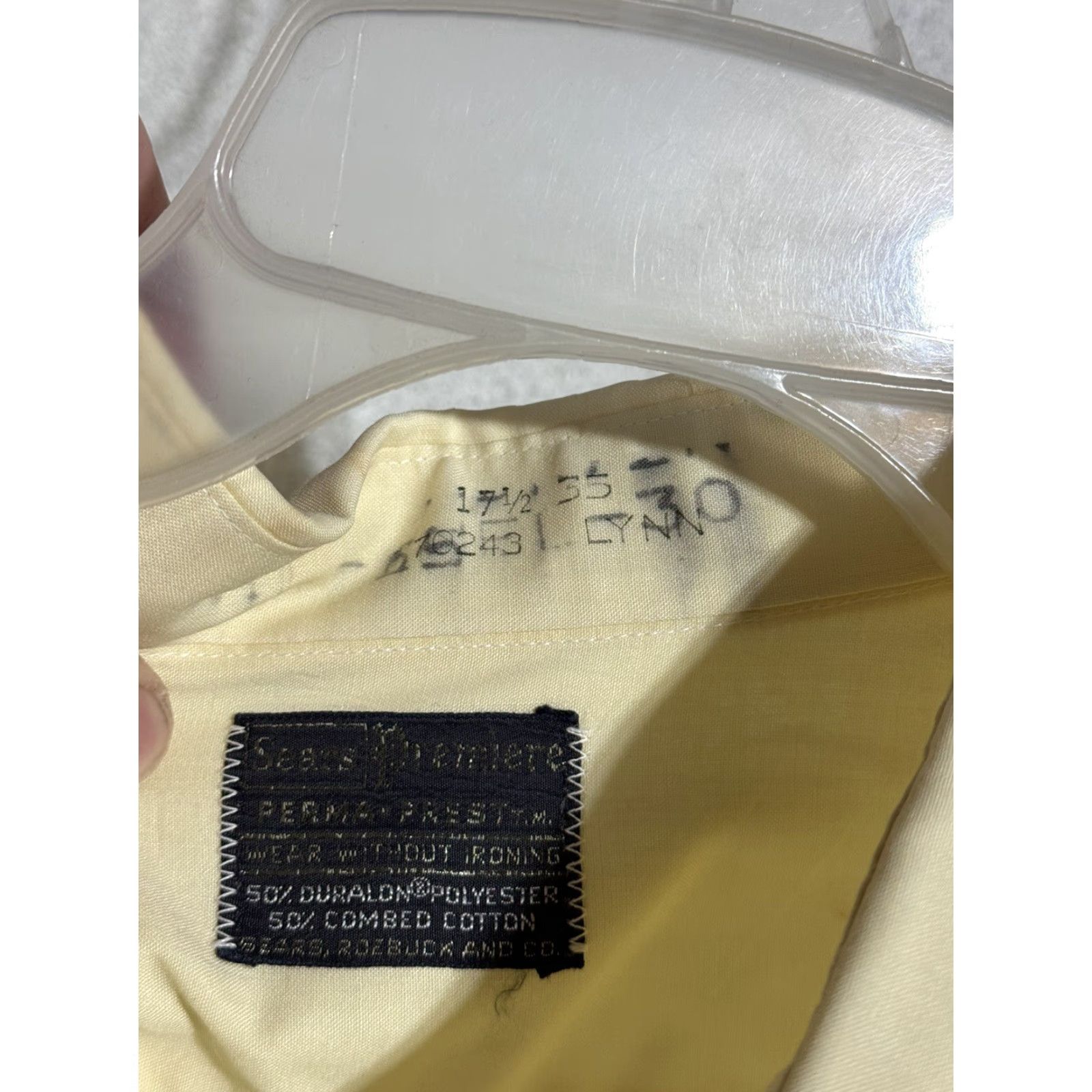Sears VINTAGE Sears Premiere Perma-Prest Yellow Long Sleeve Button Up Shirt XL - 1960s, Cotton Blend, Secretary/Geek, Yellow, Button-Front, Mens Size US XL / EU 56 / 4 - 3 Thumbnail