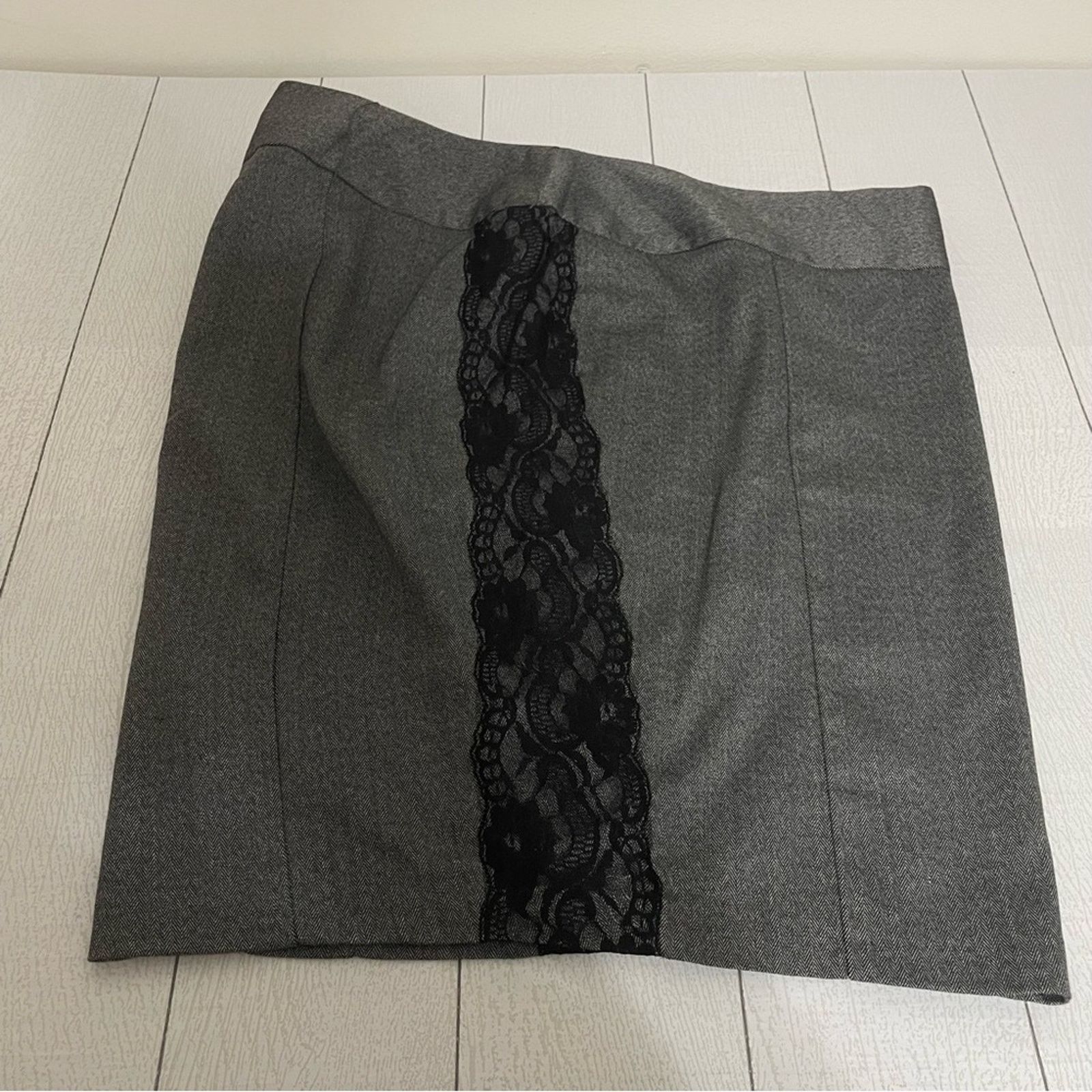 Other Z Cavaricci Gray Mini Skirt Black Lace Panels Size 14 Size 36" / US 14 / IT 50 - 3 Thumbnail