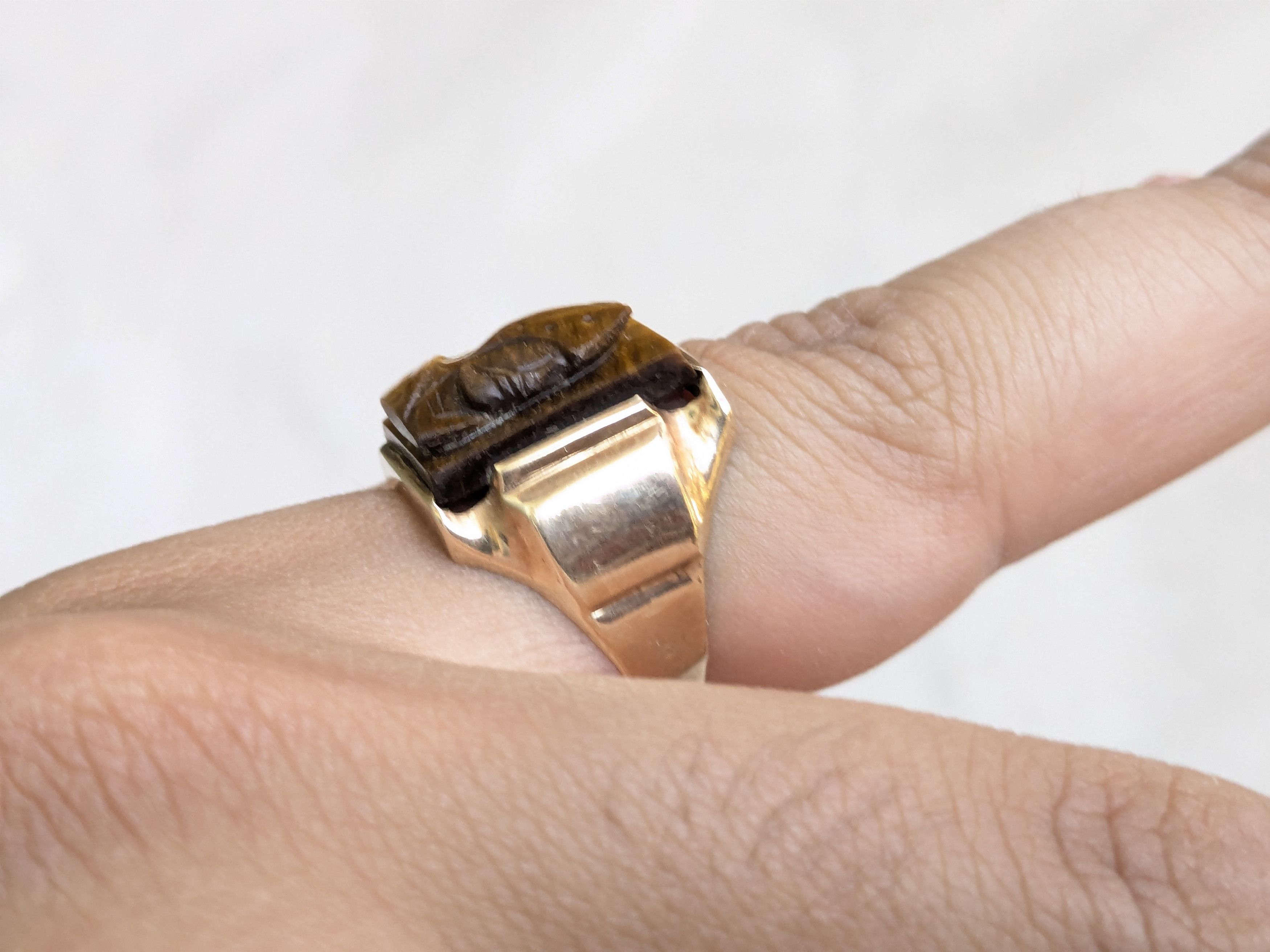 Jewelry × Vintage Vintage 10k Gold Ring Tiger's Eye 8 Cameo Rectangle Size ONE SIZE - 14 Thumbnail