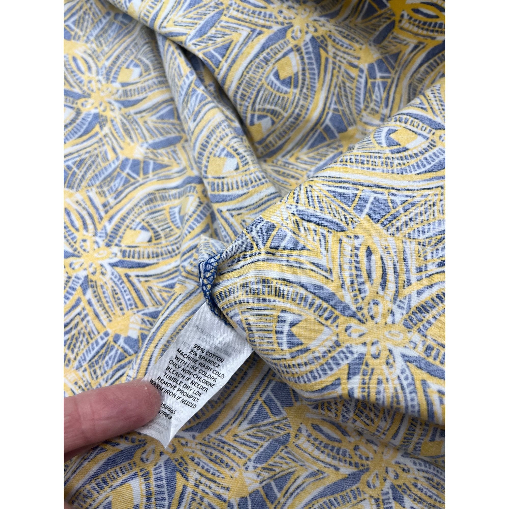 BP. BP Abstract Leaf Print Short Sleeve Button-Up Shirt, Sz. S Size US S / EU 44-46 / 1 - 8 Thumbnail