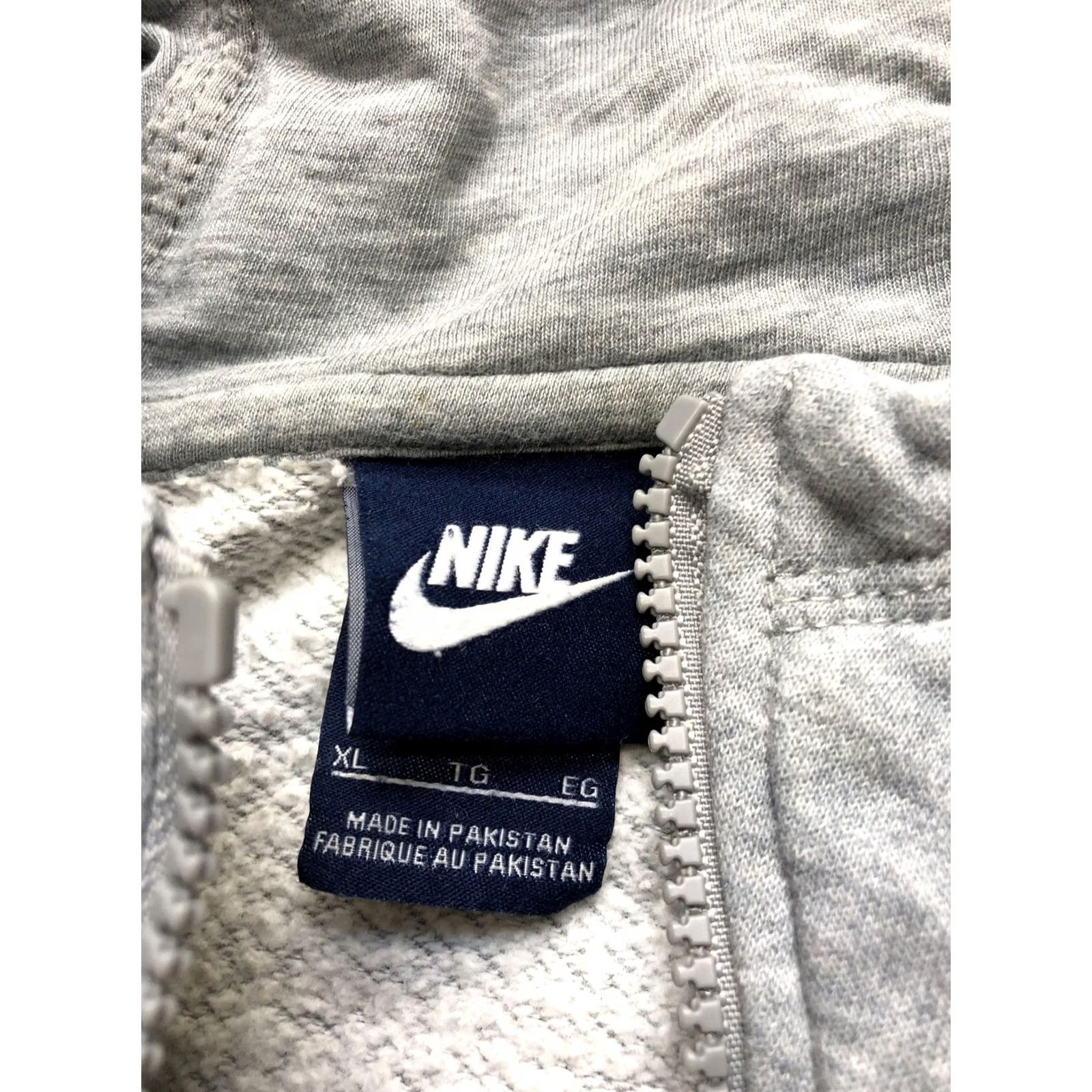 Nike Nike Hoodie Mens Extra Large Gray Full Zip Swoosh Sweatshirt Fair - Moderate Wear Stained Size US XL / EU 56 / 4 - 6 Thumbnail