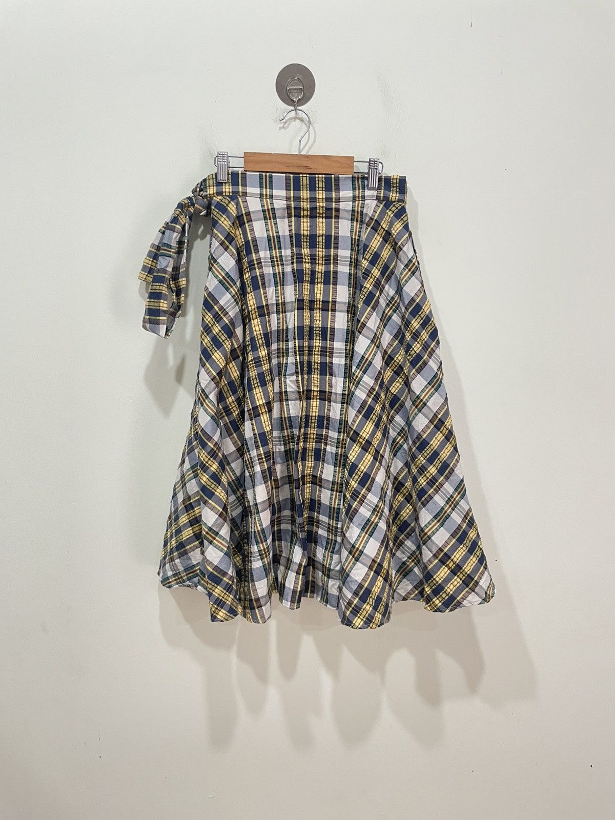JW Anderson × Uniqlo J.W Anderson X Uniqlo Skirt Size 27" / US 4 / IT 40 - 2 Thumbnail