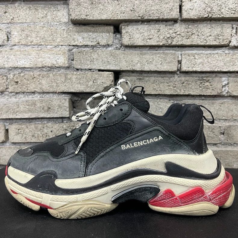 Balenciaga Balenciaga Triple S Sneakers in Excellent Condition-2505 Size US 7 / EU 40 - 2 Thumbnail
