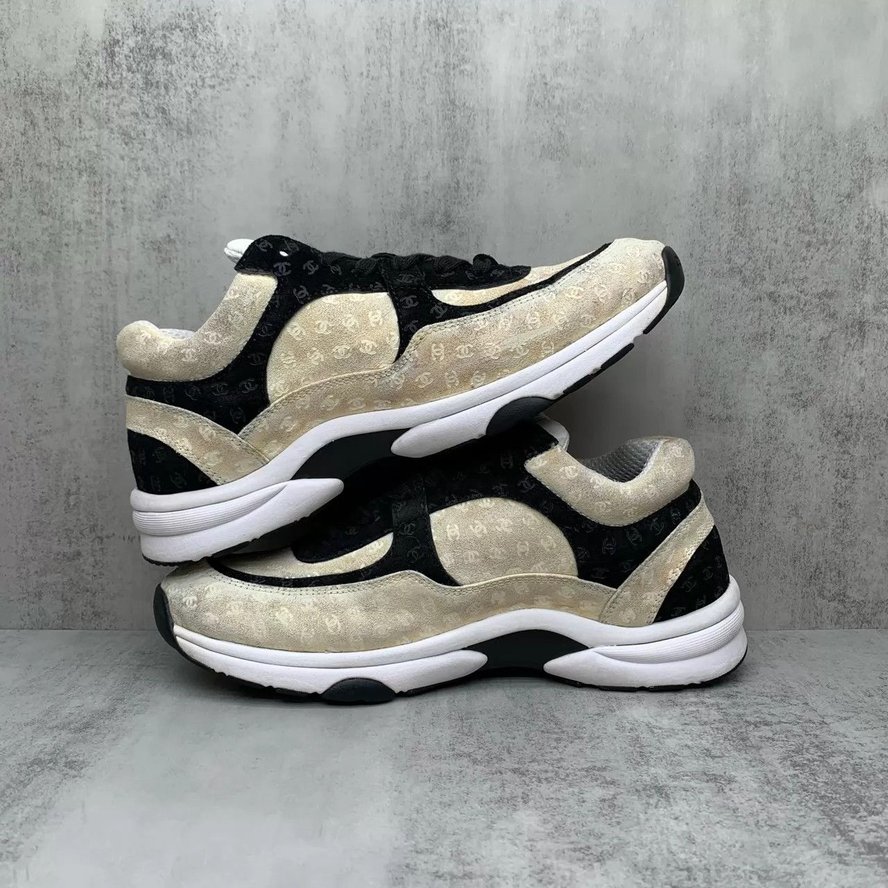 Chanel Chanel AOP Sneakers 39.5 95 New Size US 9 / IT 39 - 3 Thumbnail