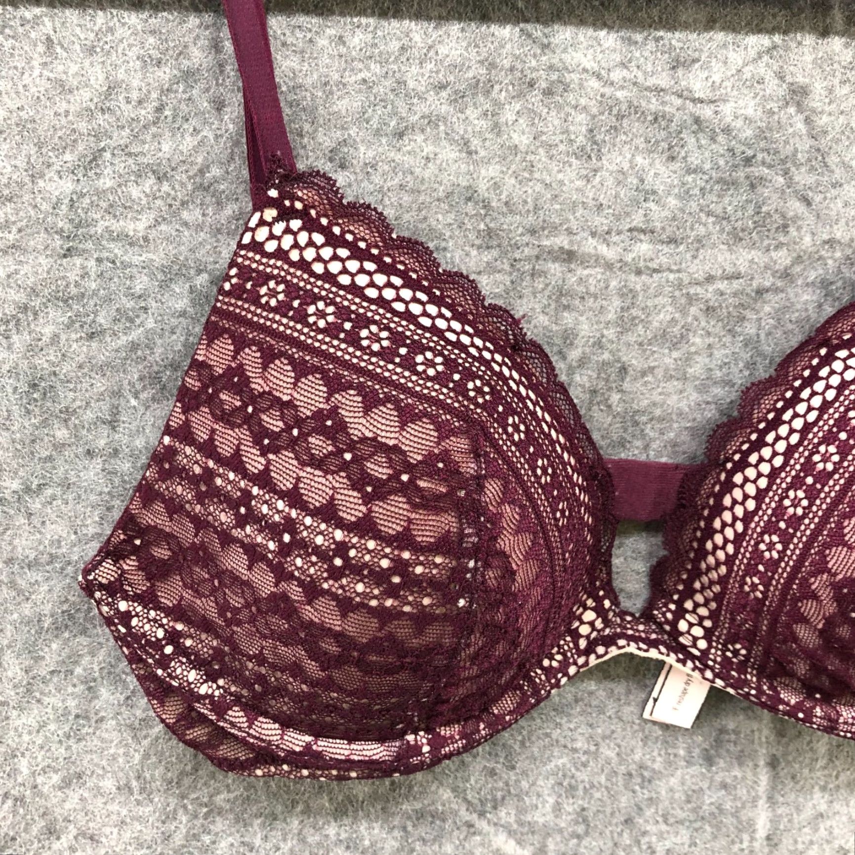Victoria's Secret Victoria's Secret Plunge Bra 32D Purple Burgundy Lace Underwire Padded Size ONE SIZE - 5 Thumbnail