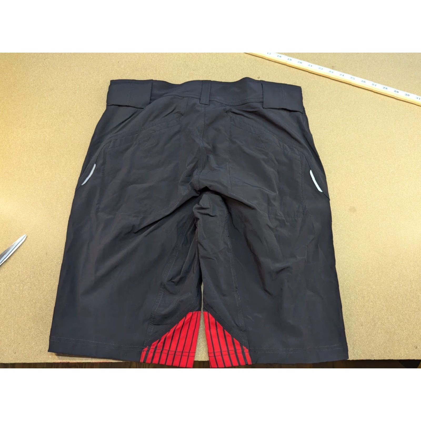 Vintage PRIMAL Escade Shorts Mens Size L Black MTB Motorcycle Cycling Large Size US 33 - 2 Thumbnail
