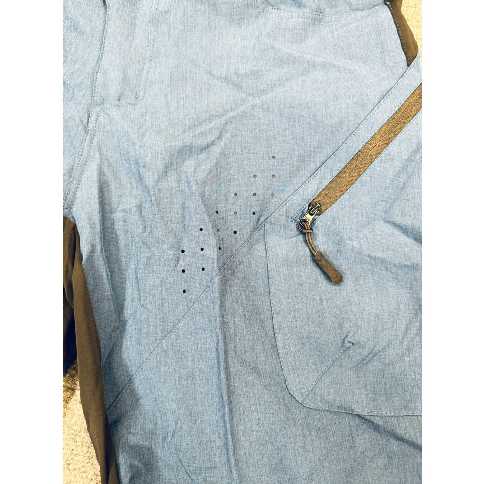 Brandblack Priessei Mens XL Cargo Adventure Shorts Vented Adjustable Stretch Blue and Black Cargo, Quick Dry, Outdoor, Sports, Travel Size US 36 / EU 52 - 3 Thumbnail