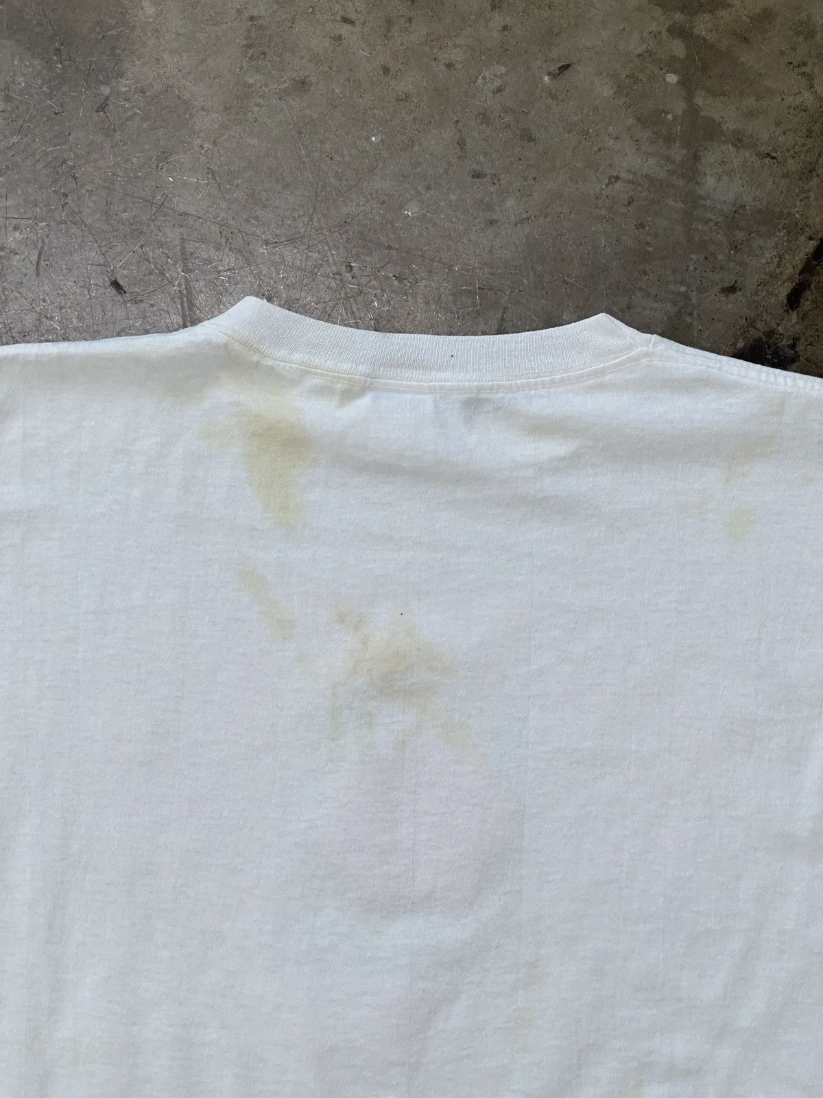 Vintage Vintage 1985 Love Rose Stamp ADCO Single Stitch Tee Large Size US L / EU 52-54 / 3 - 11 Thumbnail
