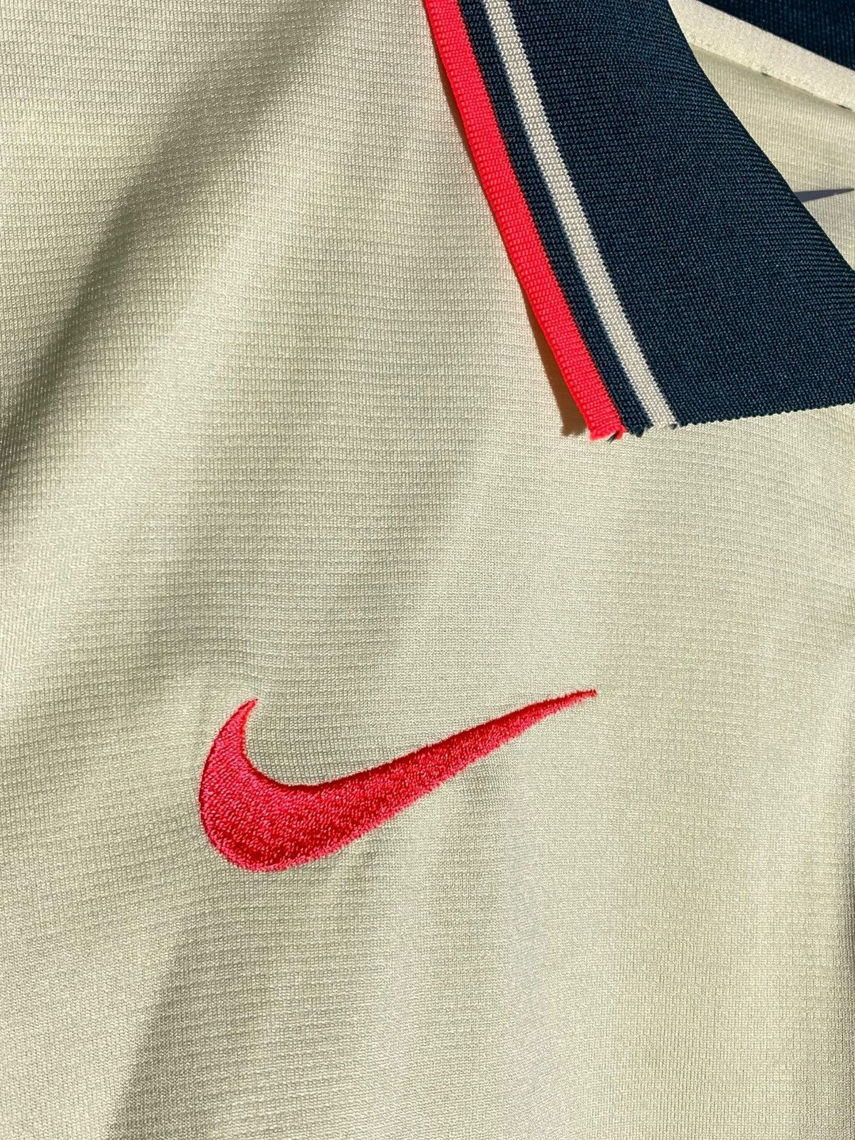 Nike LIVERPOOL 2021 AWAY NIKE JERSEY Y2K MO SALAH VIBES Size US S / EU 44-46 / 1 - 6 Thumbnail