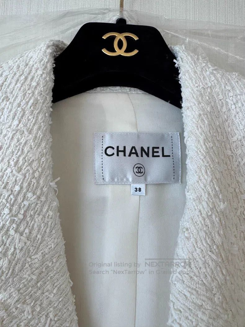 Chanel Chanel 21S white jacket Size XS / US 0-2 / IT 36-38 - 4 Thumbnail