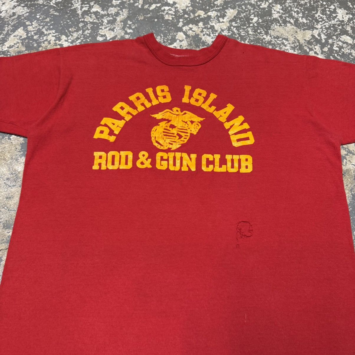 Russell Athletic True Vintage Parris Island Rod And Gun Club 70s Russell Mari Size US L / EU 52-54 / 3 - 7 Thumbnail