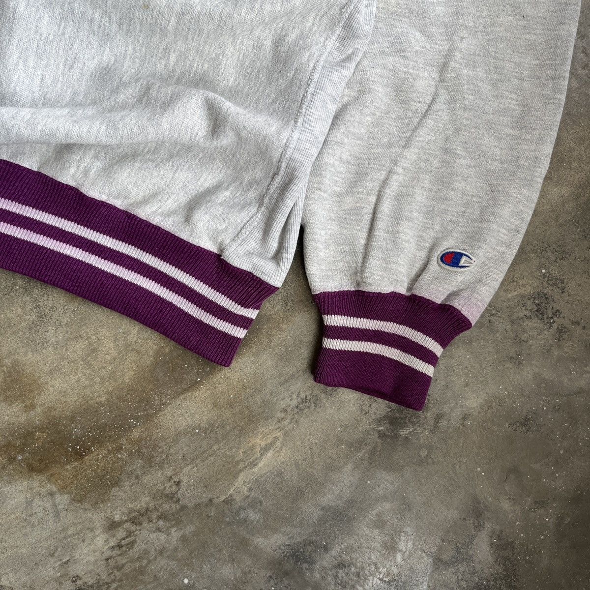 Champion Sweatshirt Champion Reverse Weave Vintage Size US M / EU 48-50 / 2 - 4 Thumbnail