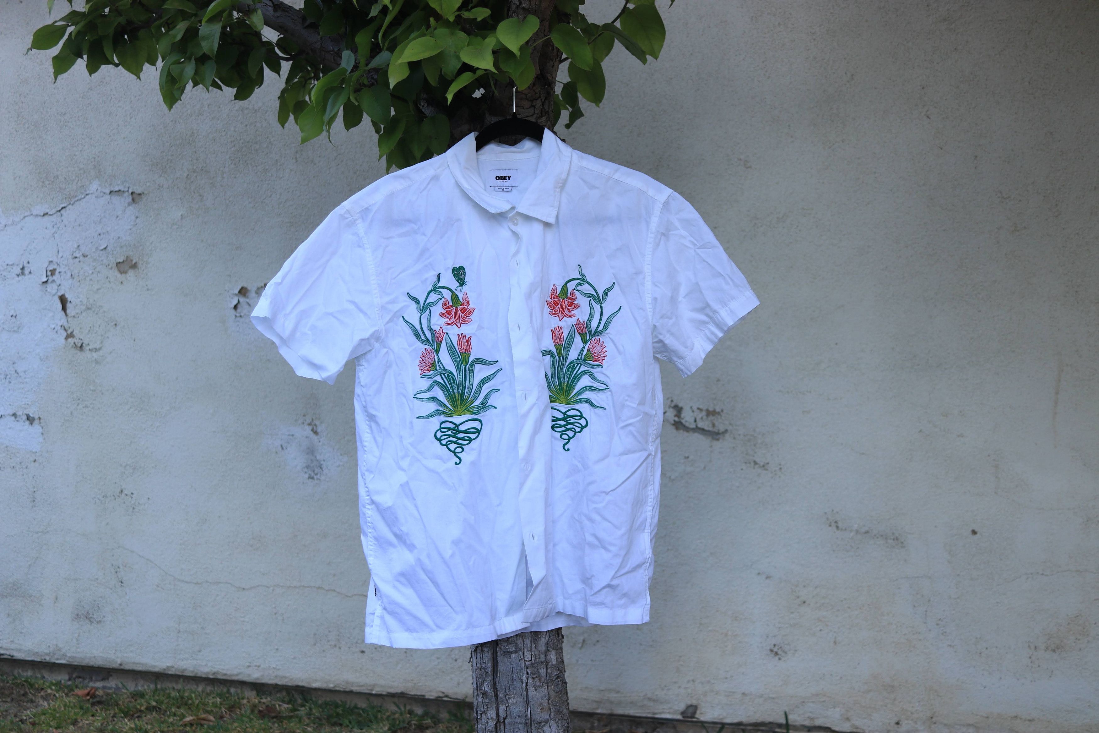 Obey White obey button up short sleeve size medium mens Size US M / EU 48-50 / 2 - 1 Preview