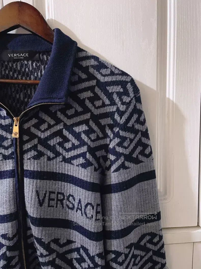 Other Versace Medusa wool knit jacket coat Size US XS / EU 42 / 0 - 5 Thumbnail