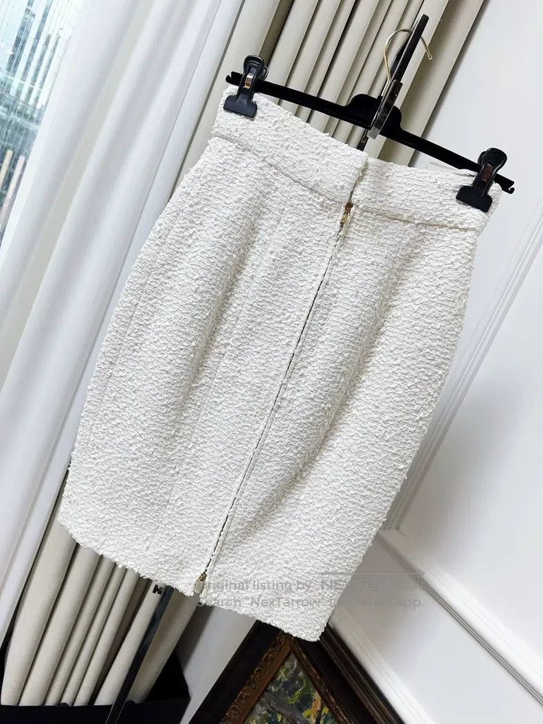 Chanel Chanel 18C high-waisted hip-wrapped sequin embroidered whi Size 24" / US 00 / IT 34 - 2 Thumbnail