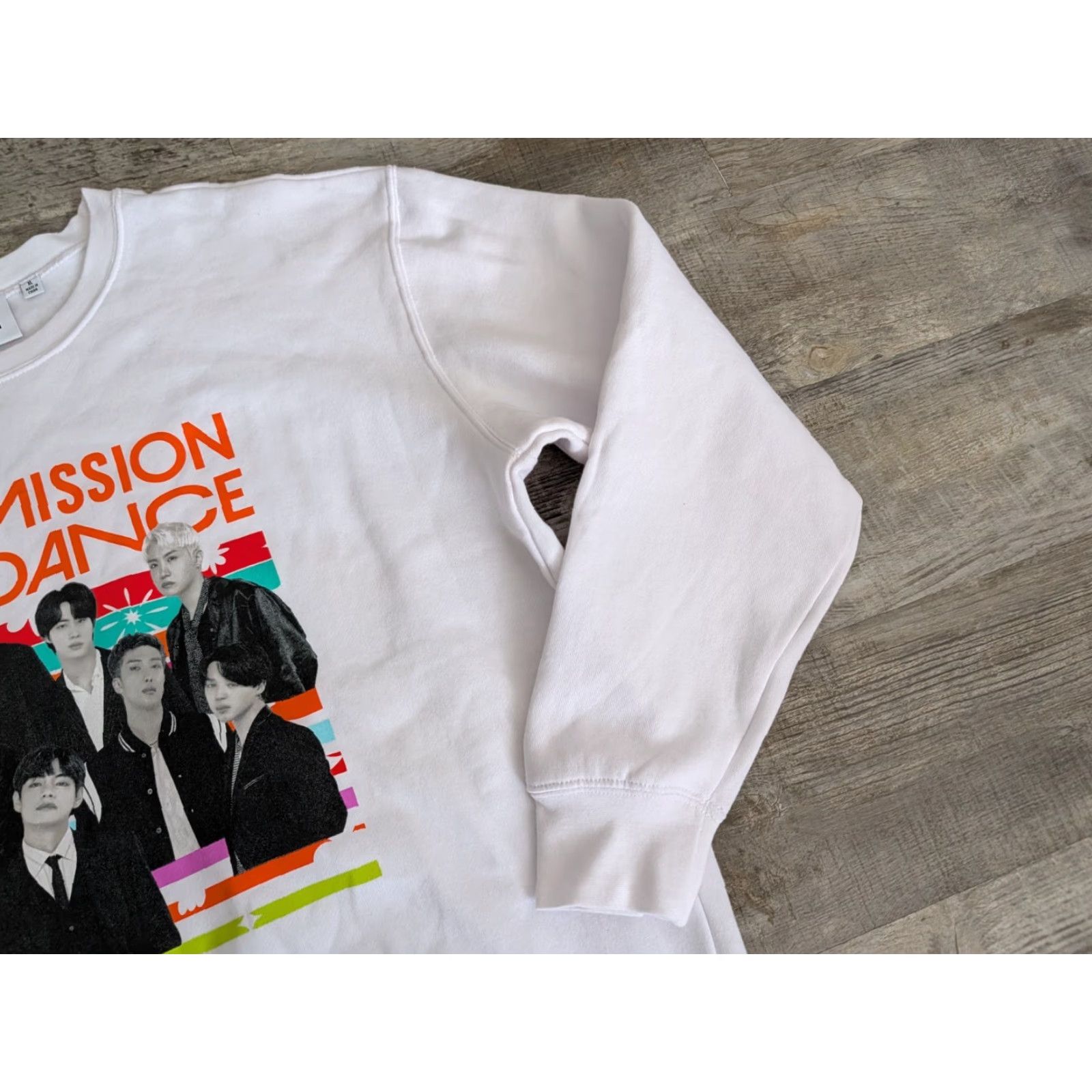 DANCER Official BTS Permission To Dance On Stage Crewneck Sweatshirt White Size XL EUC Size XL / US 12-14 / IT 48-50 - 3 Thumbnail