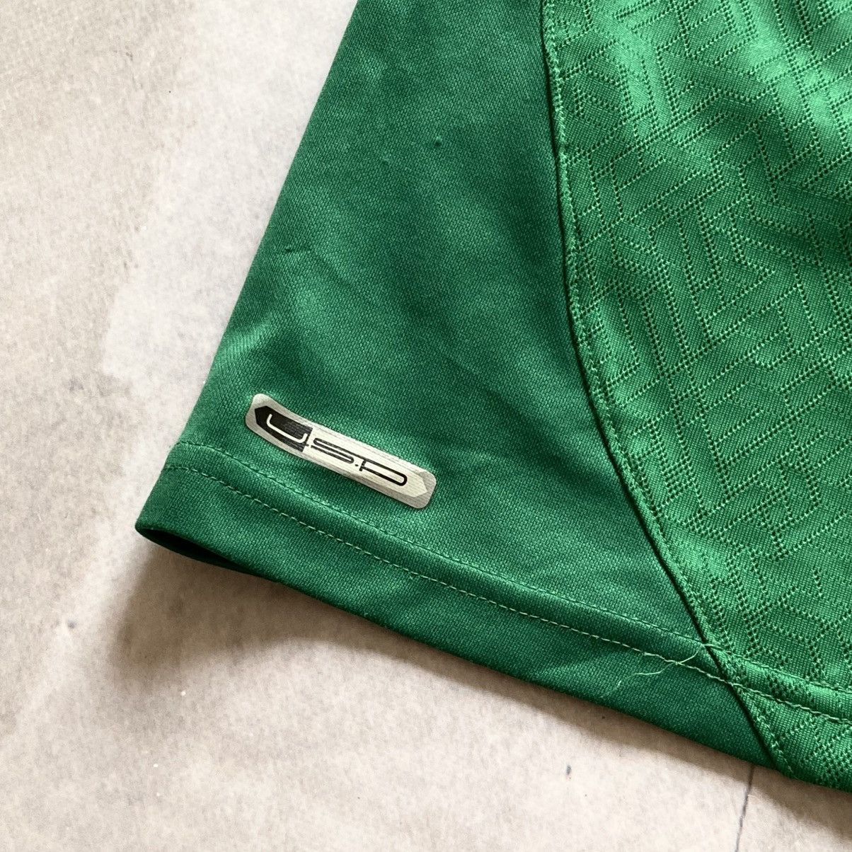 Other Y2K Puma Cameroun 2006-2010 Hysteric Glamour Vibe Jersey Size US M / EU 48-50 / 2 - 6 Thumbnail