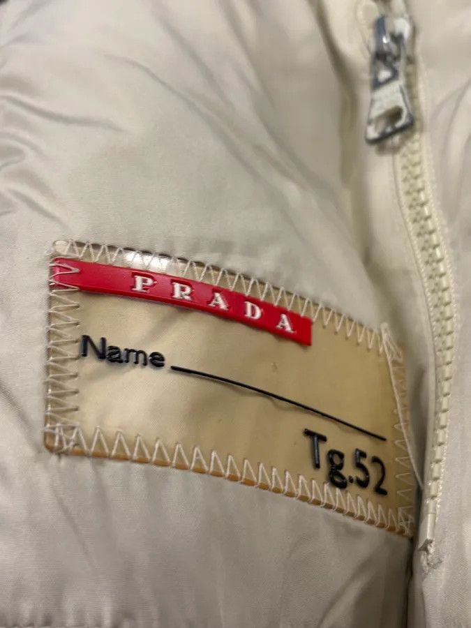 Prada 2000s Prada Beige Down Nylon Quilted Puffer Vest Size US M / EU 48-50 / 2 - 11 Thumbnail
