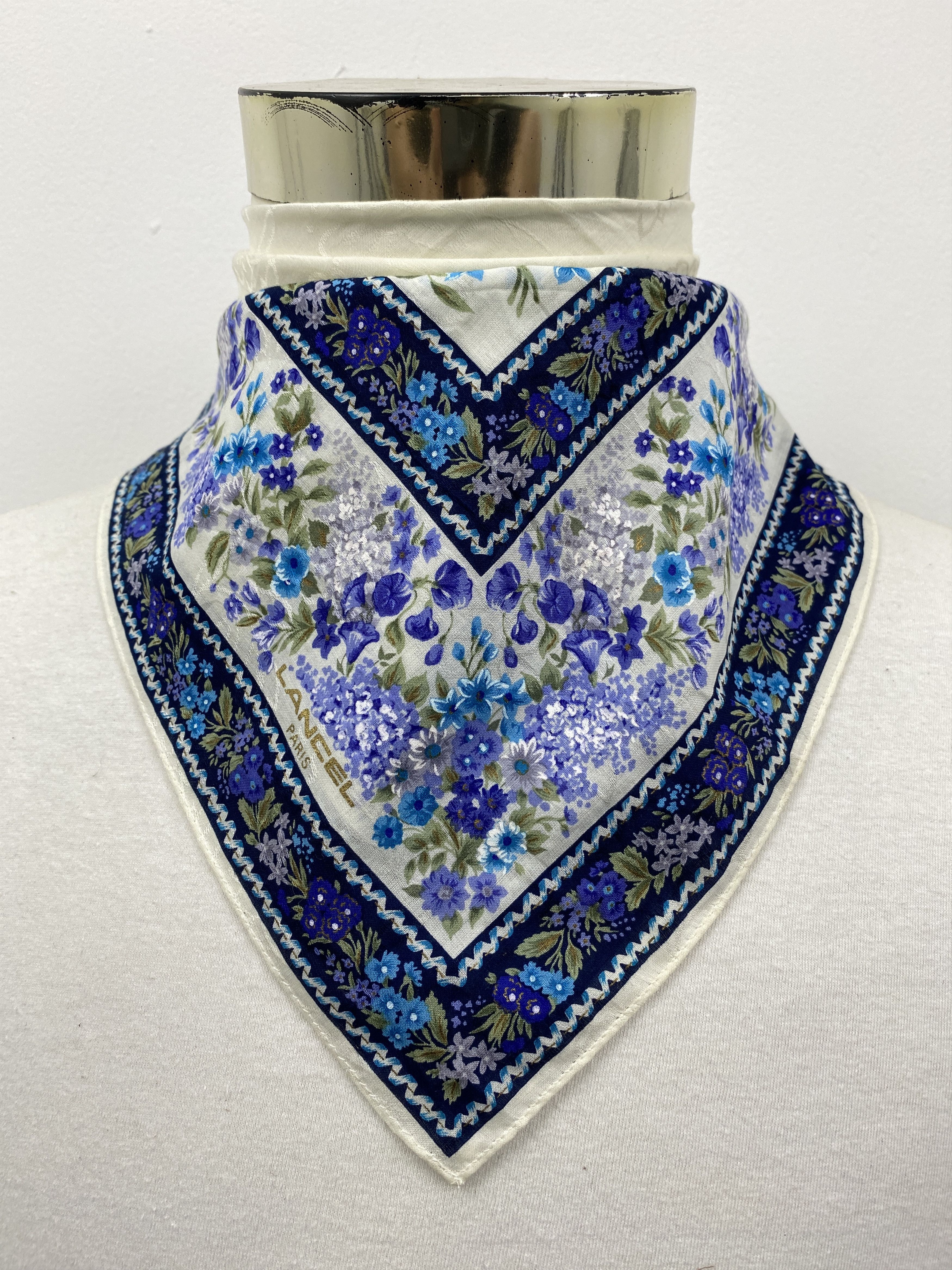 Lancel Lancel Paris Bandana / Handkerchief / Neckerchief HKC0504 Size ONE SIZE - 1 Thumbnail
