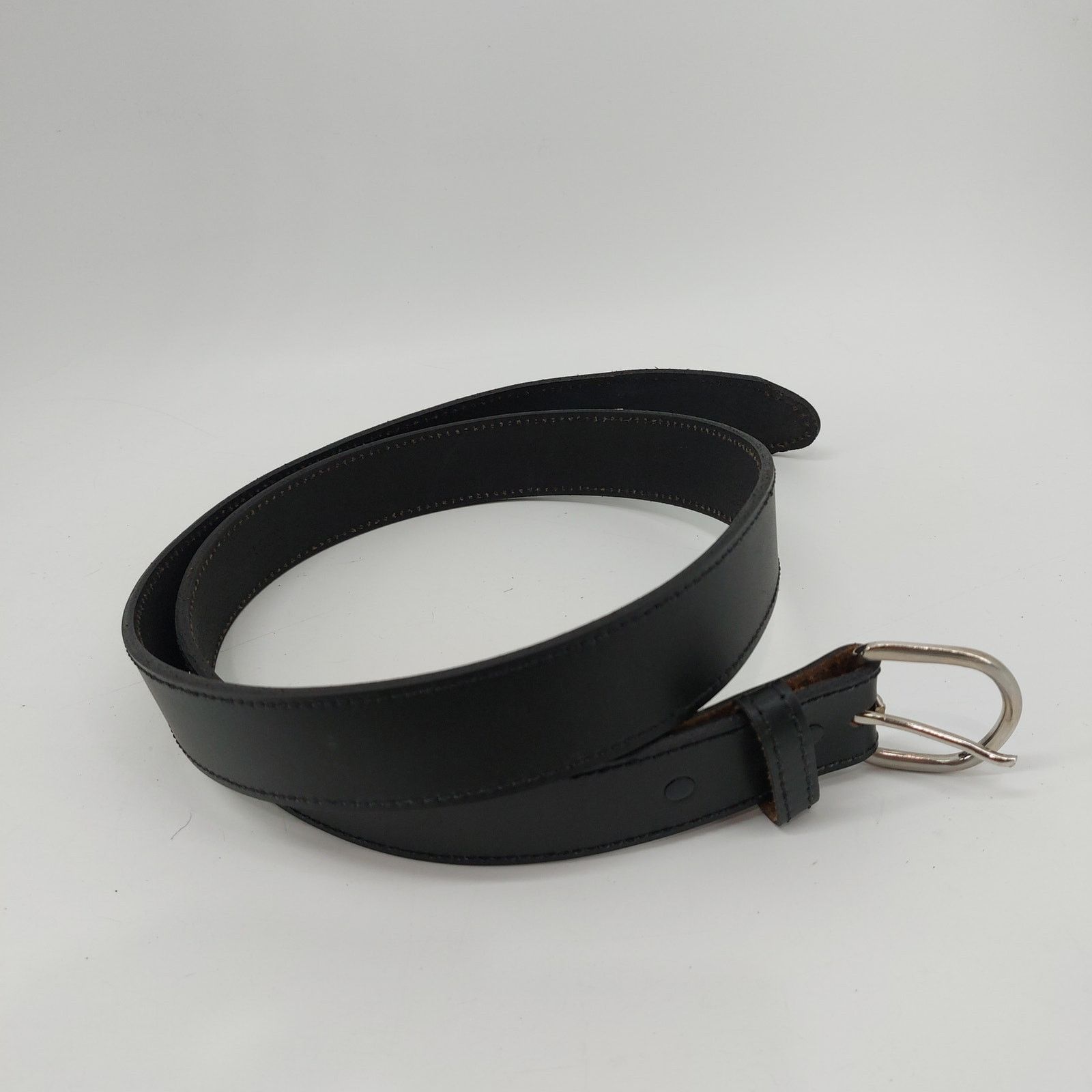 Other Men's Black Genuine Leather Belt Size 42 Single Prong Buckle Size 42 - 9 Thumbnail