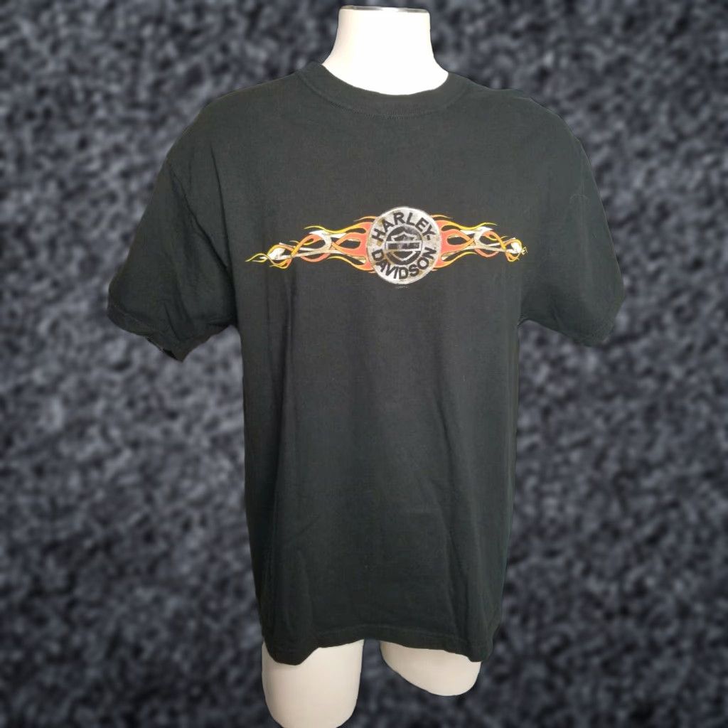 Harley Davidson VINTAGE Harley Davidson Shirt Mens L 2004 Black T Shirt Smithfield NC made in USA Size US L / EU 52-54 / 3 - 1 Thumbnail