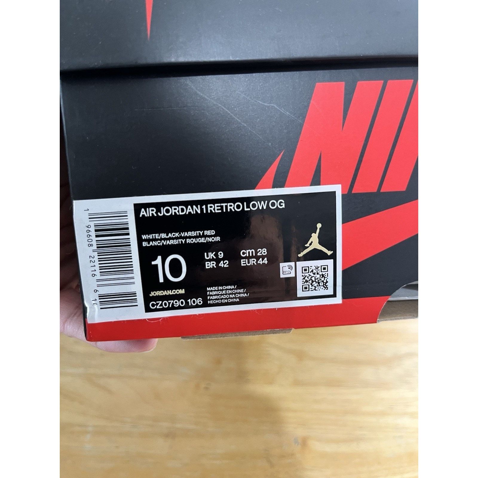Jordan Brand Air Jordan 1 Retro OG Low Black Toe Size 10 CZ0790-106 Size US 10 / EU 43 - 8 Thumbnail