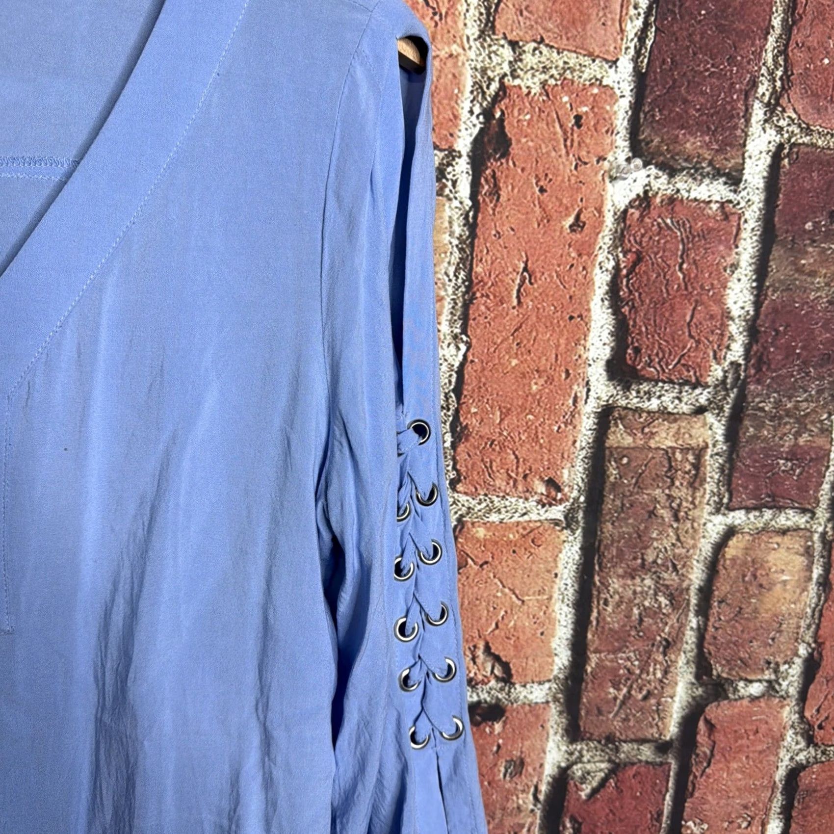 Vintage Chico's Blouse Women's V-Neck Beaded 3/4 Sleeve Blue 1 Regular Viscose Adult Casual/Travel/Party/Cocktail/Night Out Women Size XS / US 0-2 / IT 36-38 - 2 Thumbnail