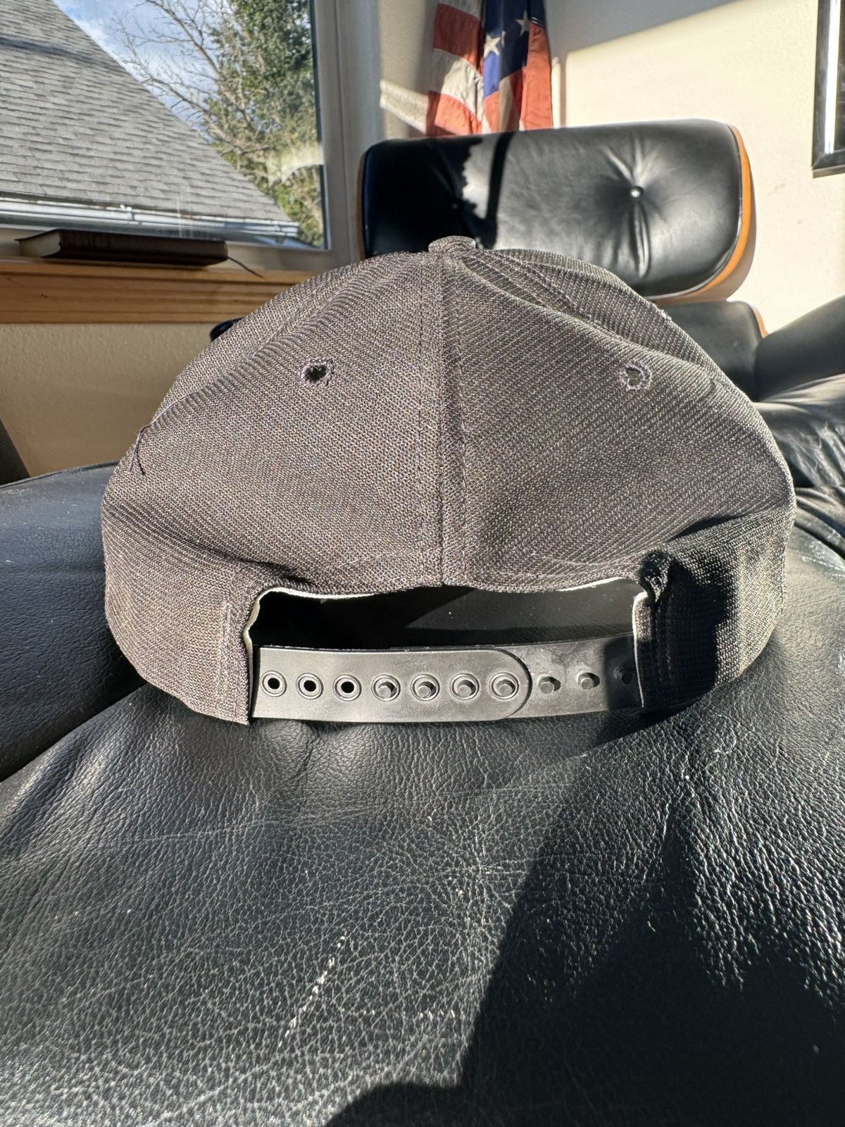 New Era Vintage 90’s Oregon Script New Era Dupont Visor Pro Model Size ONE SIZE - 3 Thumbnail
