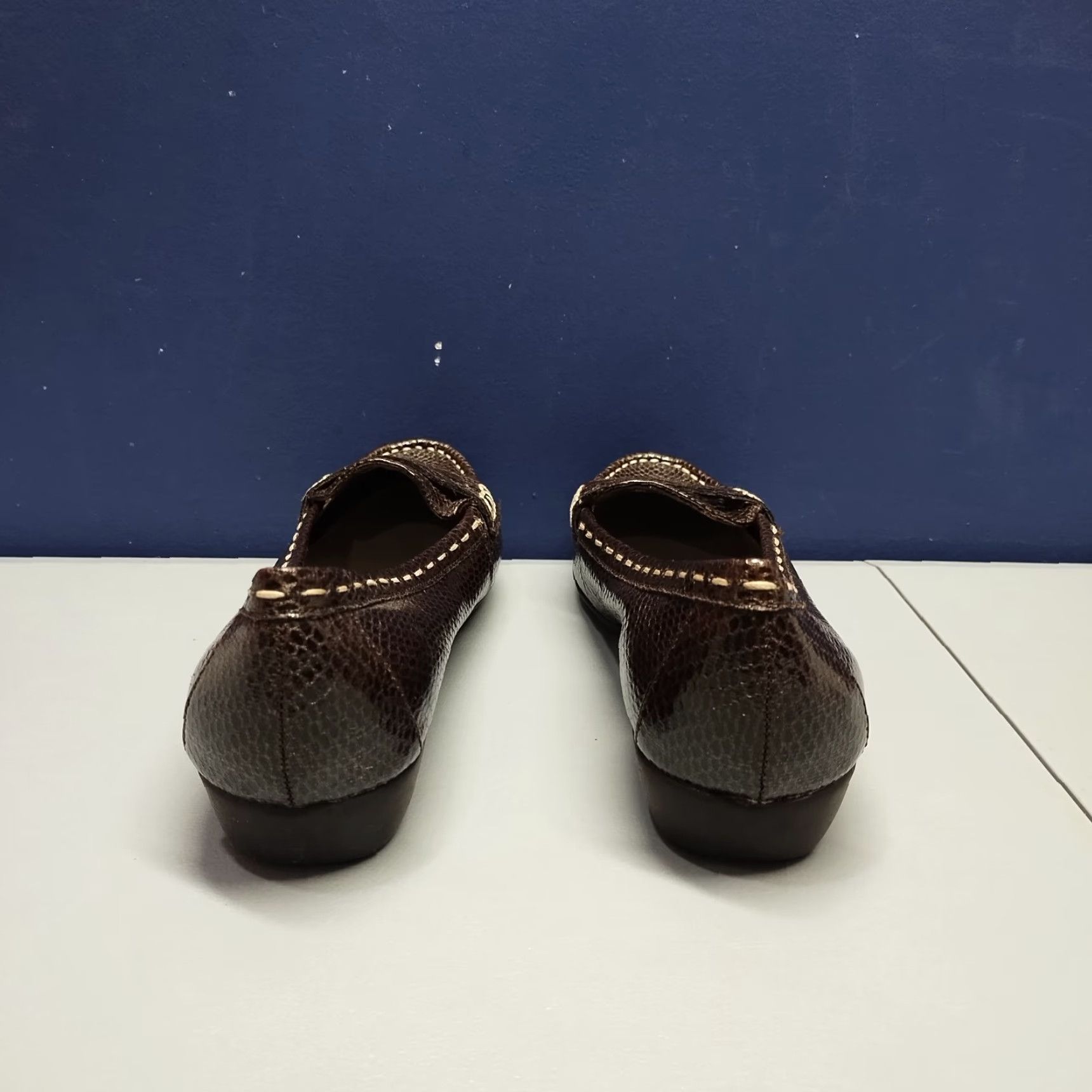 Etienne Aigner Etienne Aigner Ester Flats Womens Size 9M Brown Snake Leather Comfort 92694-7 Size US 9 / IT 39 - 4 Thumbnail