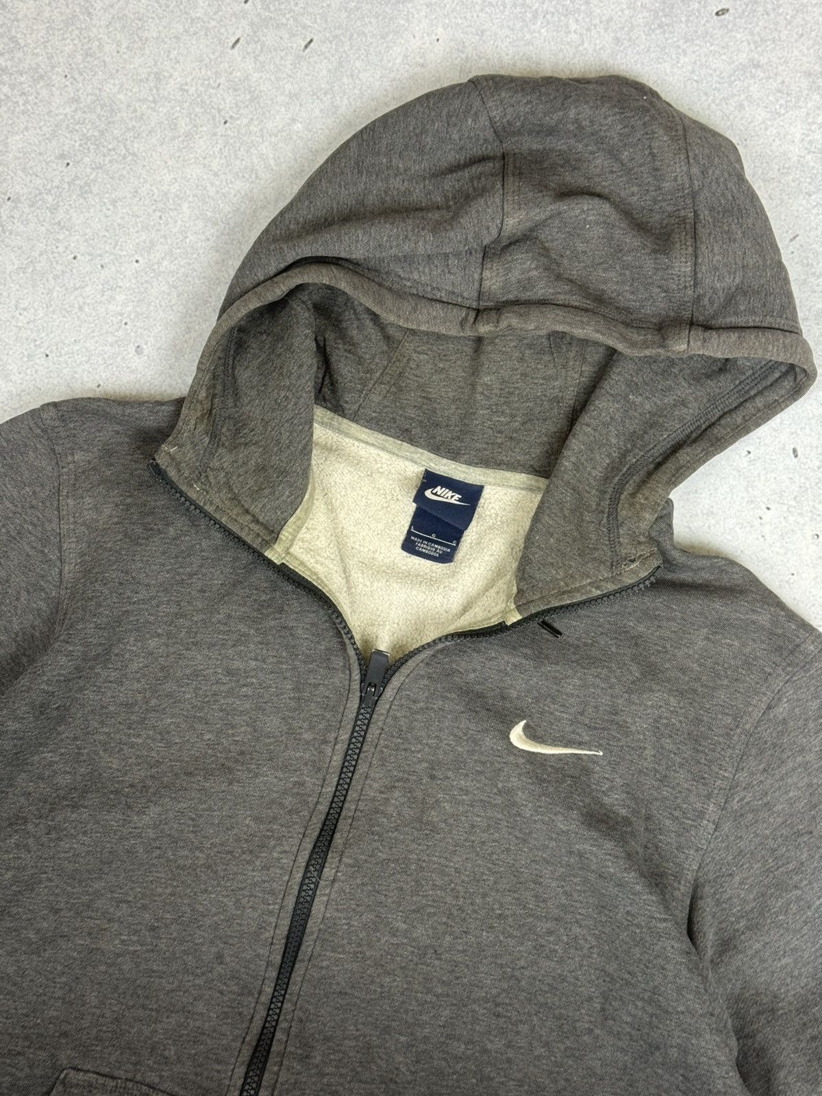 Nike Vintage Nike Small Swoosh Y2K Zip Hoodie Size US L / EU 52-54 / 3 - 3 Thumbnail