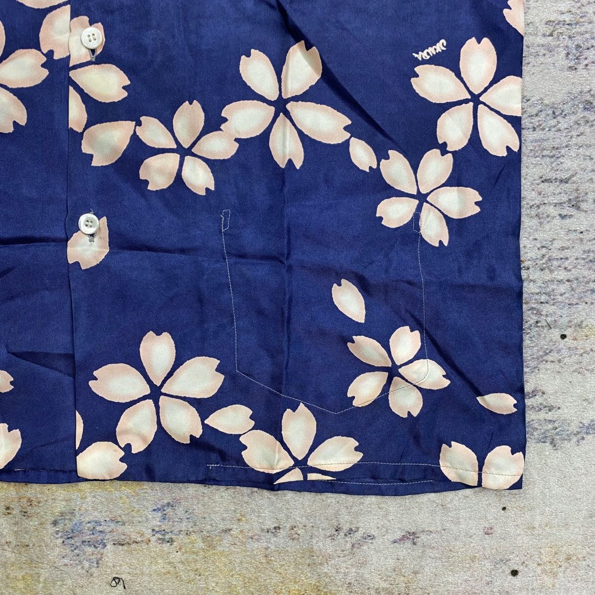 Japanese Brand pure blue arigato flower hawaiian silk shirt Size US M / EU 48-50 / 2 - 5 Thumbnail