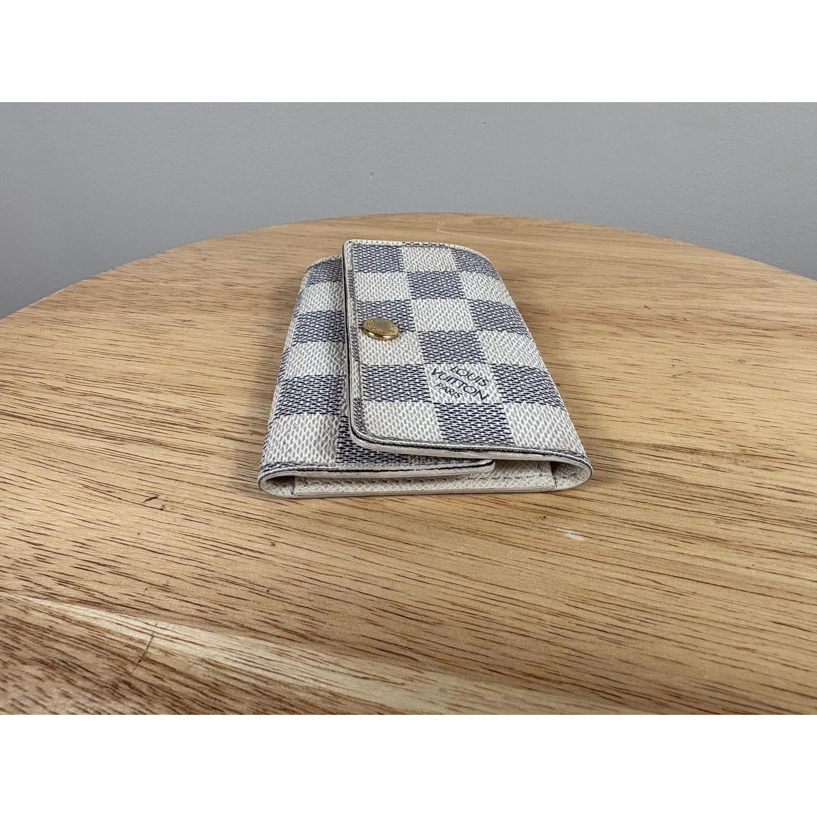 Louis Vuitton Authentic Louis Vuitton Damier Ebene 6 Key Case Size ONE SIZE - 3 Thumbnail