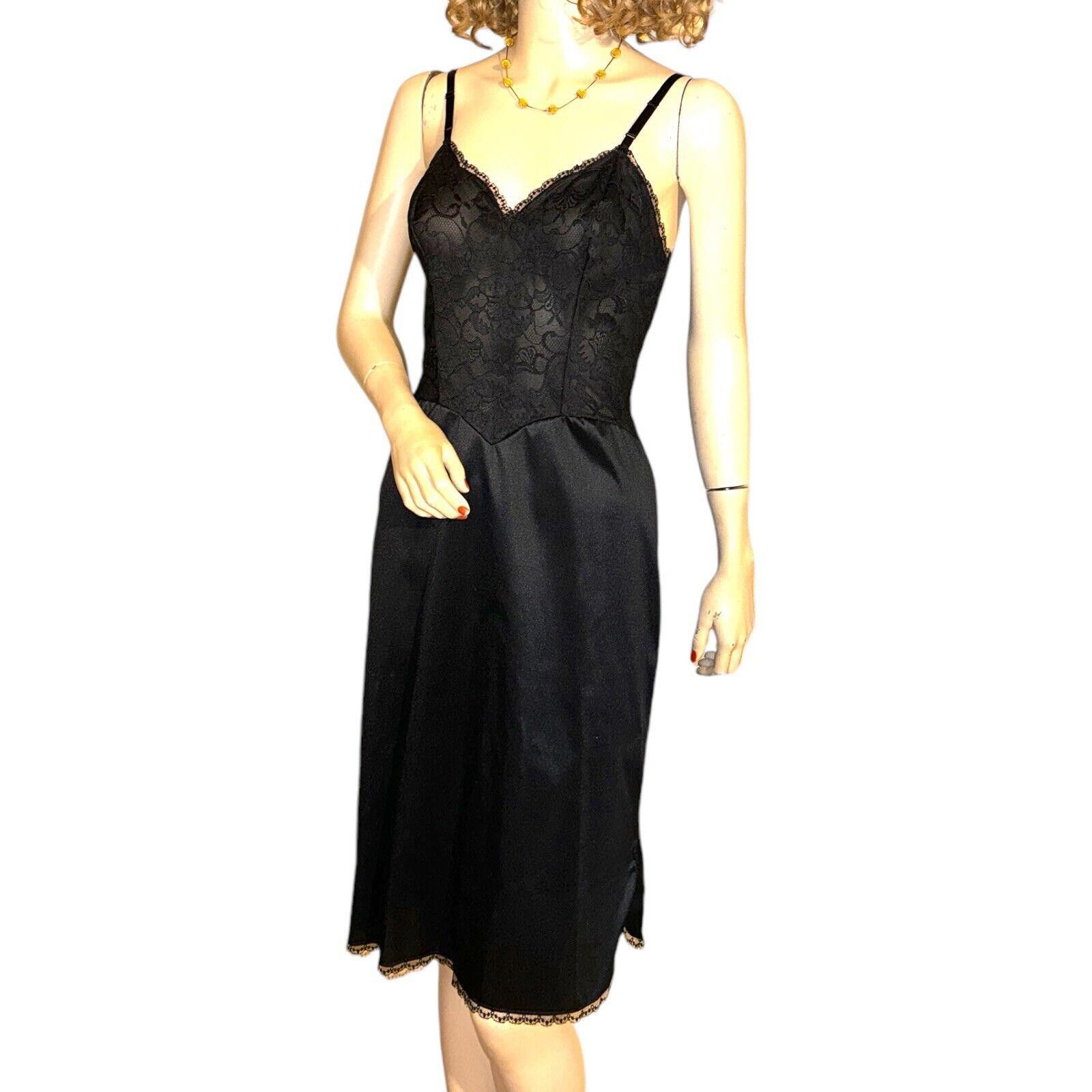 Designer VANITY FAIR Taffeta Stiff Noisy Black Lace Full Slip Sz 32 Size ONE SIZE - 1 Thumbnail