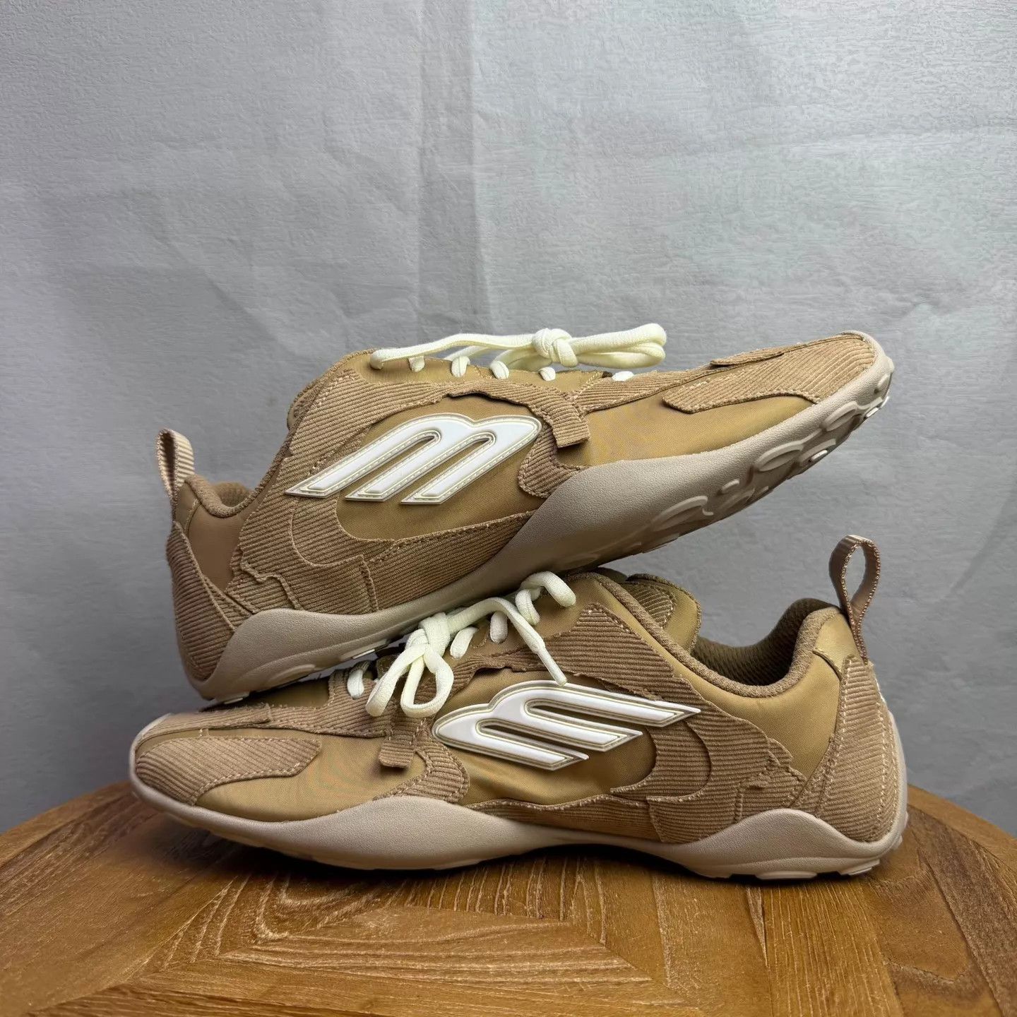 Balenciaga Balenciaga Mon Utra NY Tan Men's 40 9.99 New Box & Dust Bag Size US 7 / EU 40 - 3 Thumbnail