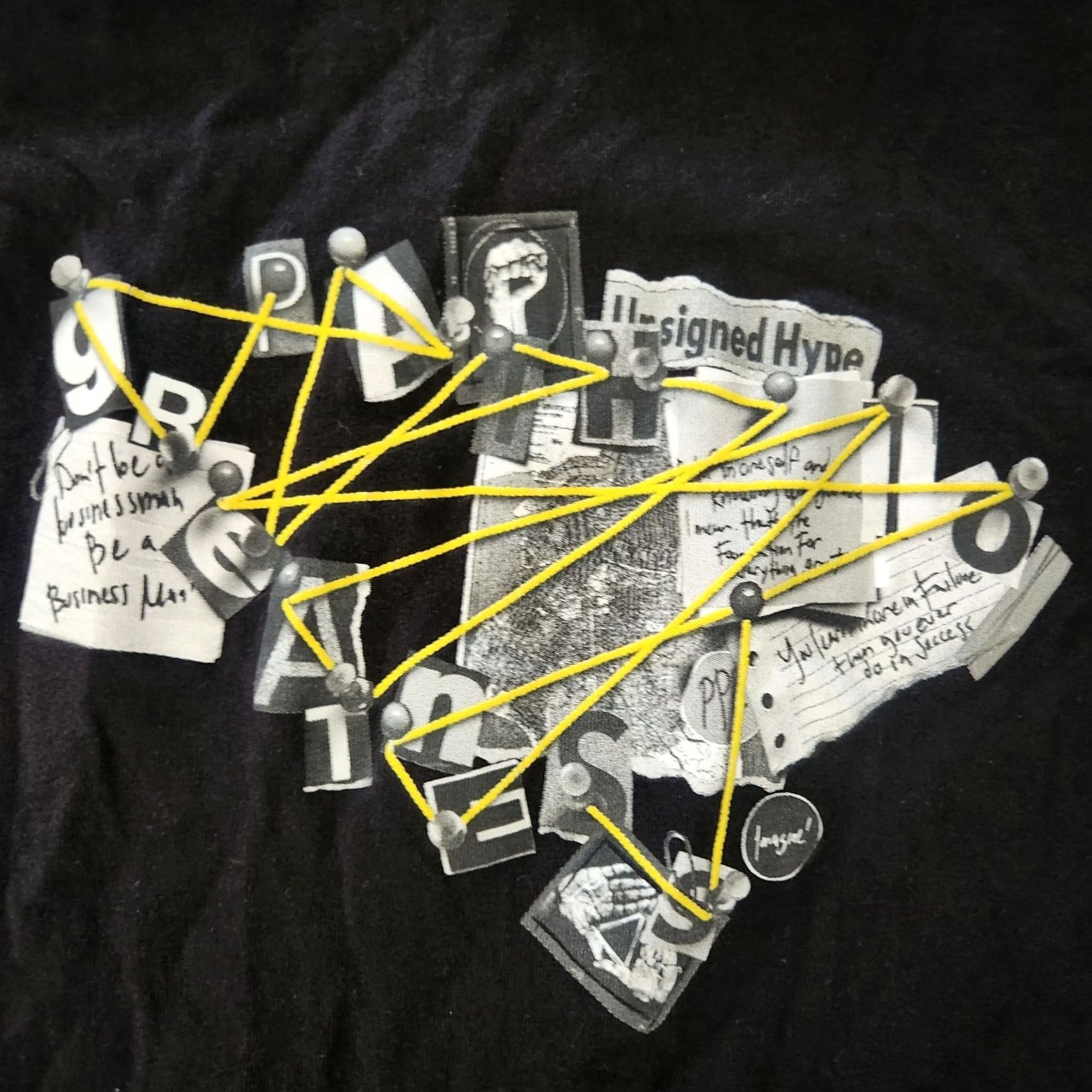 Vintage Paper Planes T Shirt Tee Mens Medium Black Graphic Hip Hop Street Wear Size US M / EU 48-50 / 2 - 2 Thumbnail