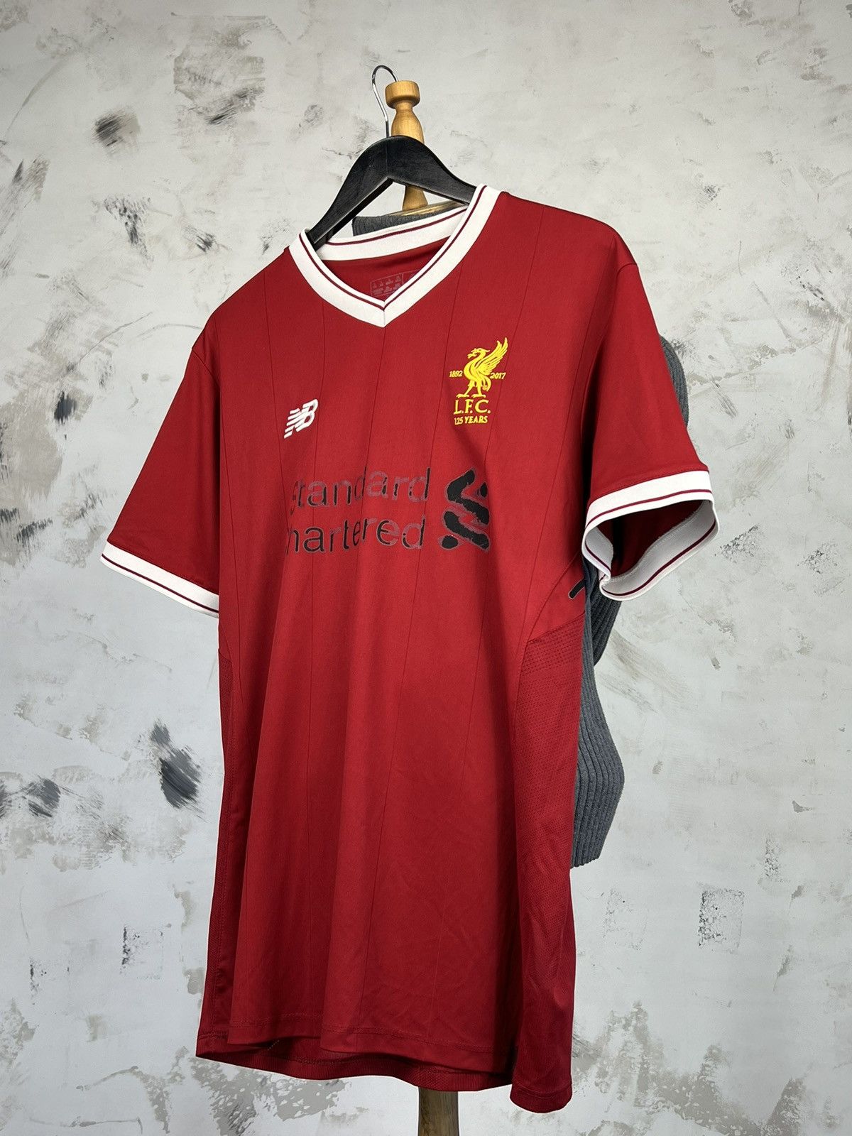 New Balance New Balance Liverpool Jersey Shirt Size M - L Size US L / EU 52-54 / 3 - 1 Thumbnail