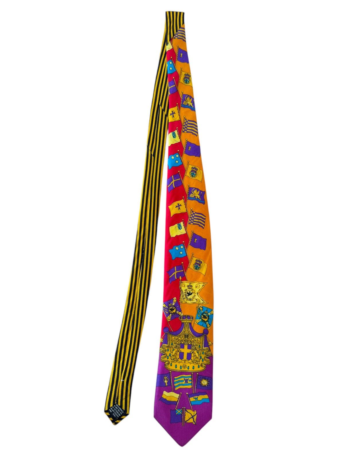 Versace Gianni Versace Vintage Tie – Heraldic Flags, Royal Crests & Size ONE SIZE - 1 Thumbnail