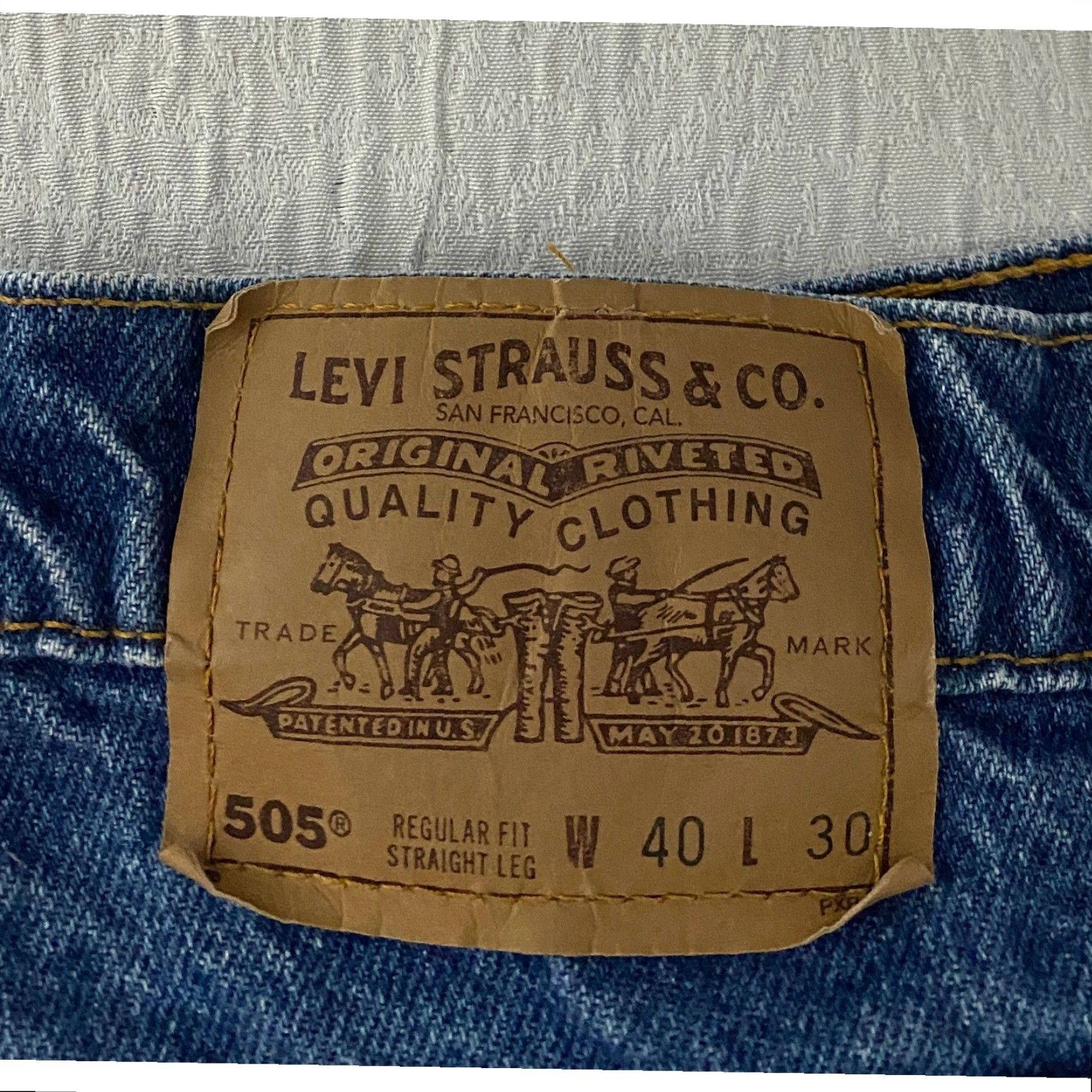 Levi's VINTAGE Levis 505 Jeans Blue Regular Straight Leg Mens 40x30 90s Denim Medium Wash 5-Pocket Size US 40 / EU 56 - 5 Thumbnail
