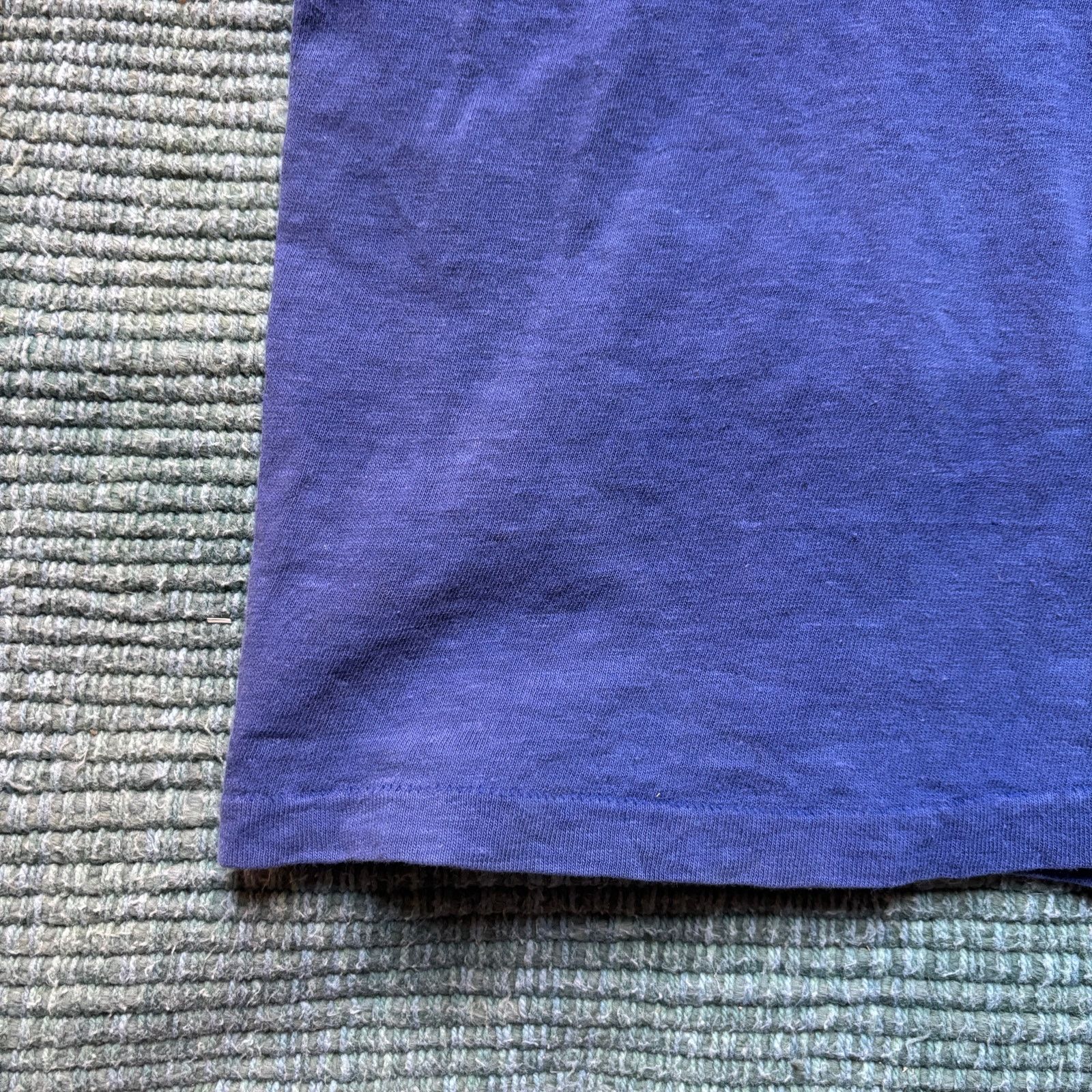 Vintage 1970s cotton single stitched blue distressed kids tee shirt Size XS / US 0-2 / IT 36-38 - 2 Thumbnail