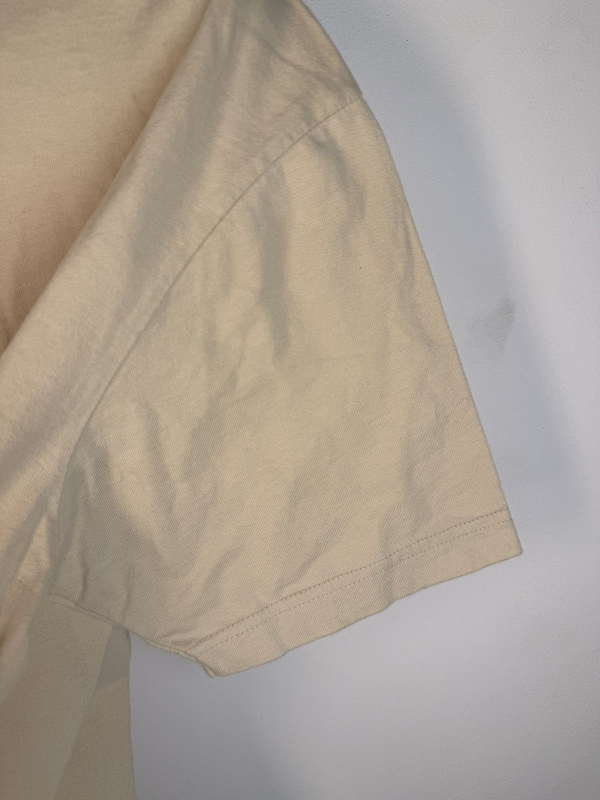 Yves Saint Laurent 90s YSL T-Shirt Beige Size US L / EU 52-54 / 3 - 14 Thumbnail