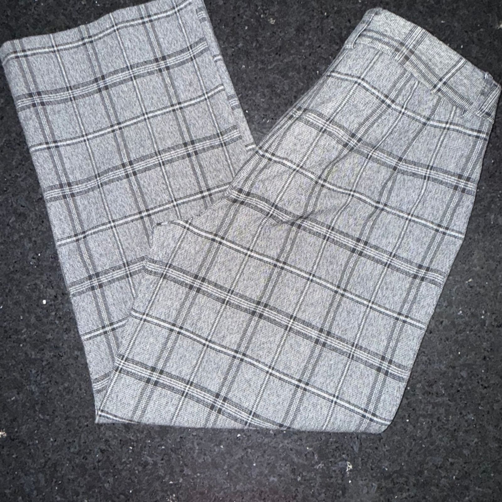 Express EXPRESS BLACK GREY WHITE PLAID HIGH RISE STRAIGHT PANTS SZ 6 Size 28" / US 6 / IT 42 - 2 Thumbnail