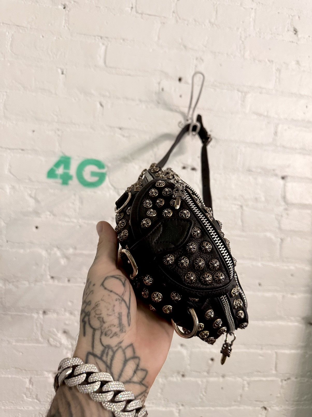 Chrome Hearts Chrome Hearts 117 STUD Leather Snat Bag Size ONE SIZE - 2 Thumbnail