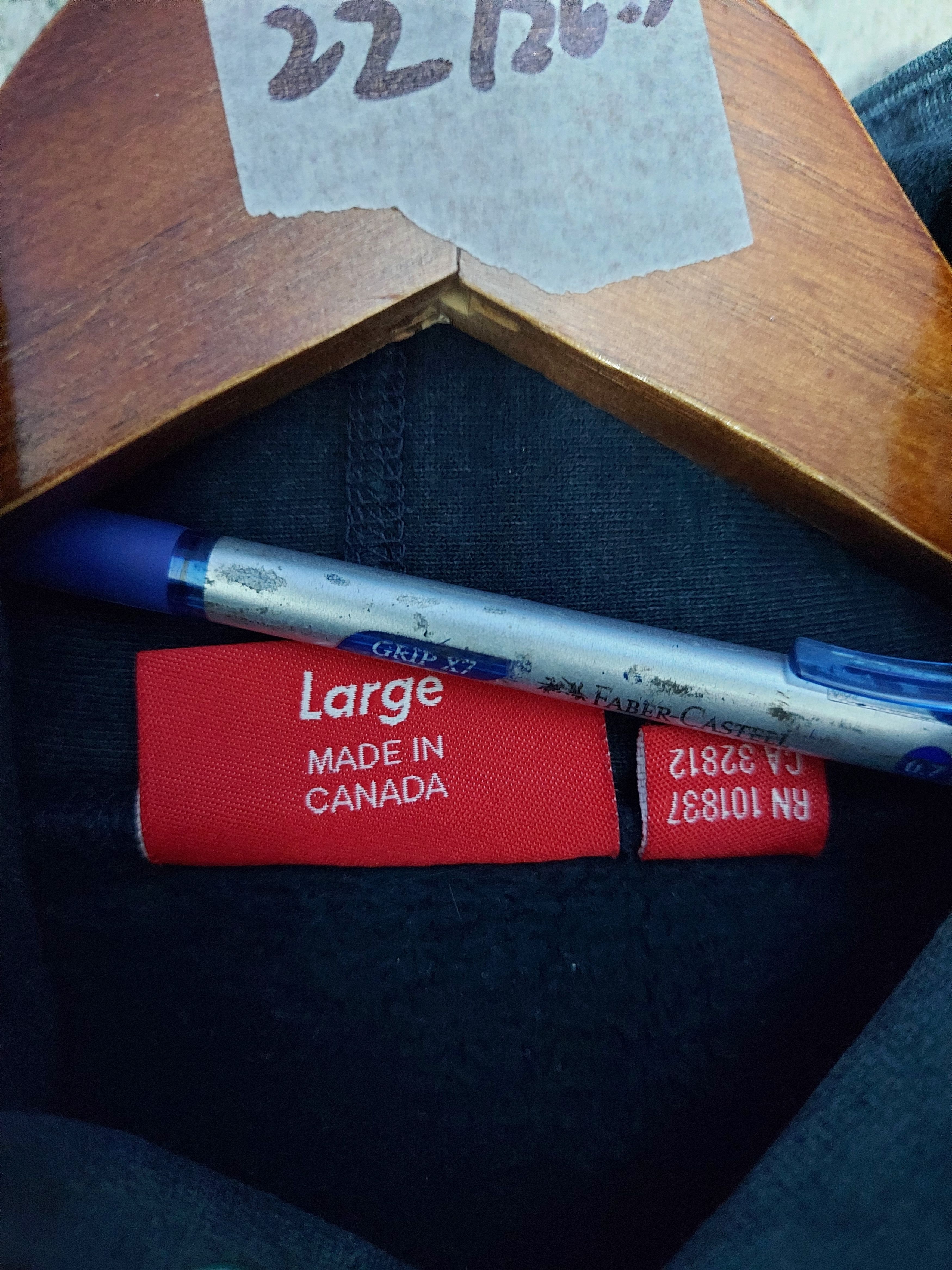 Supreme Supreme Tonal Box logo Size US L / EU 52-54 / 3 - 3 Thumbnail