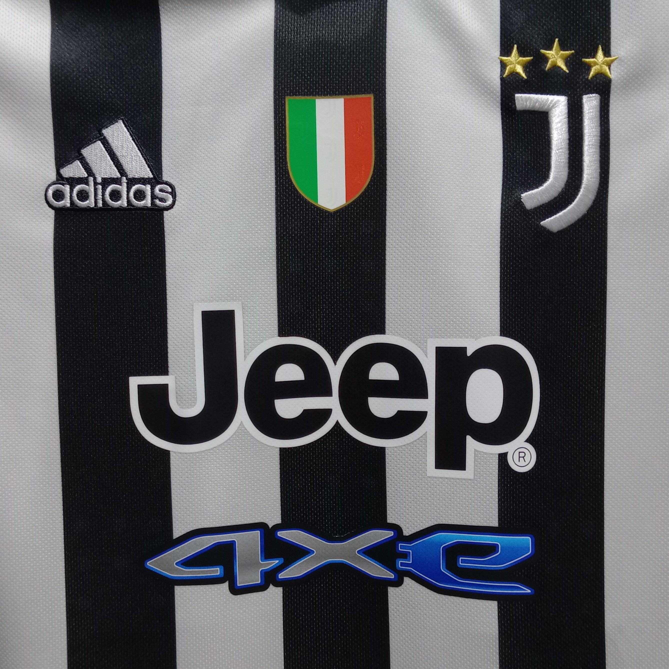 Adidas Juventus Final Coppa Italia 2021 Jersey Cristiano Ronaldo 7 Size US M / EU 48-50 / 2 - 3 Thumbnail