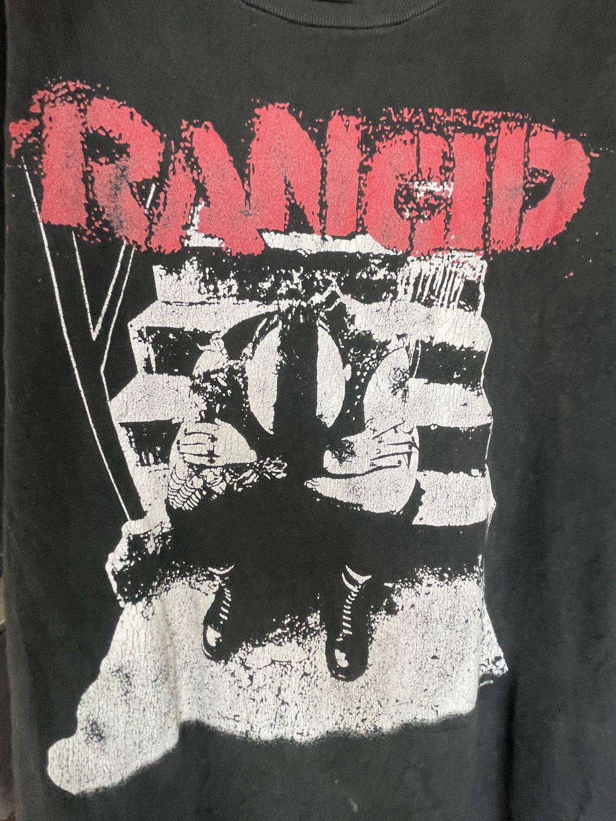 Vintage Vintage Rancid And Out Come The Wolves Band T-Shirt Size US L / EU 52-54 / 3 - 3 Thumbnail