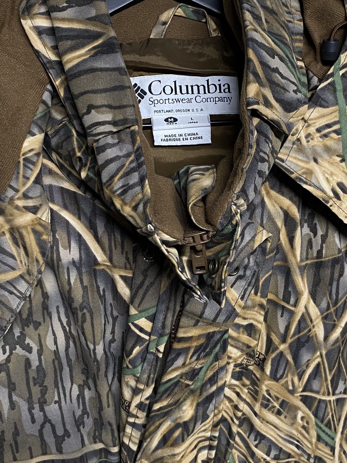 Columbia × Vintage Vintage 90’s Columbia Tree Camo Hoodie Jacket Large Size US L / EU 52-54 / 3 - 2 Thumbnail