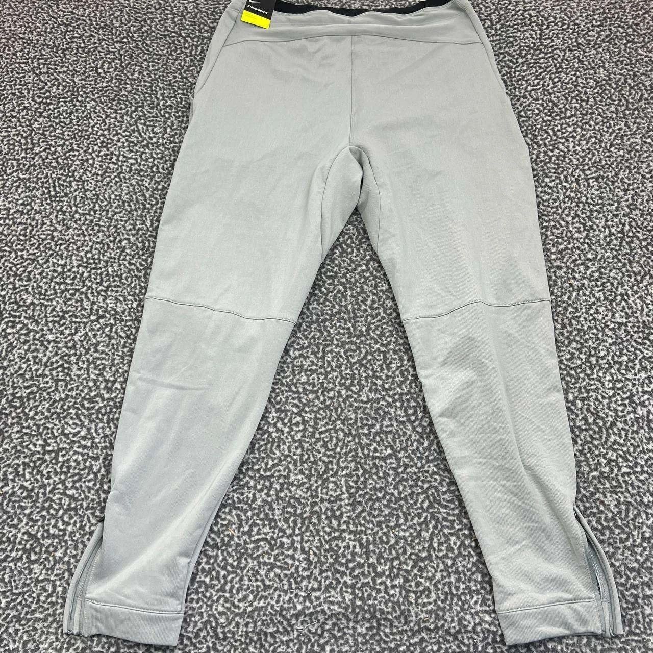 Nike Nike Track Pants Men Standard Fit Zipper Outdoor 32x30 L Size US 32 / EU 48 - 2 Thumbnail