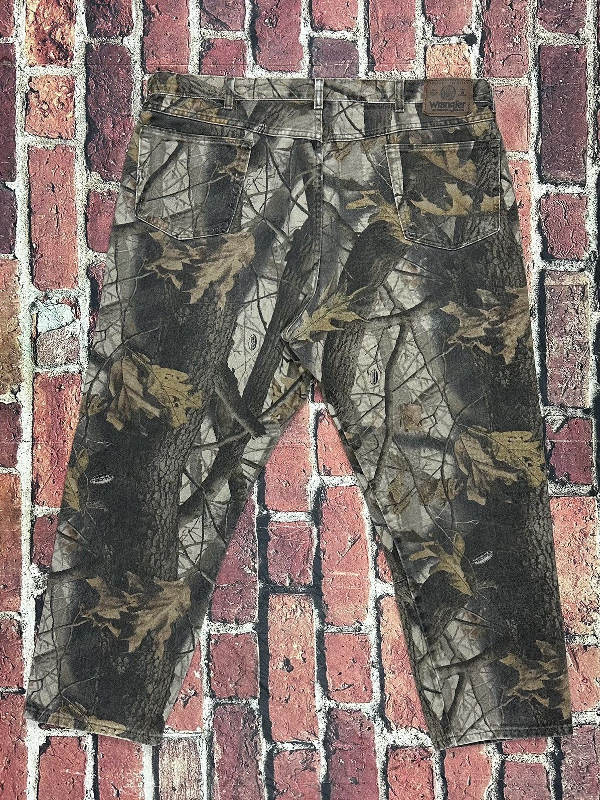 Vintage × Wrangler Vintage Wrangler Camo Double Knee Jeans Realtree Hardwoods Size US 42 / EU 58 - 2 Thumbnail